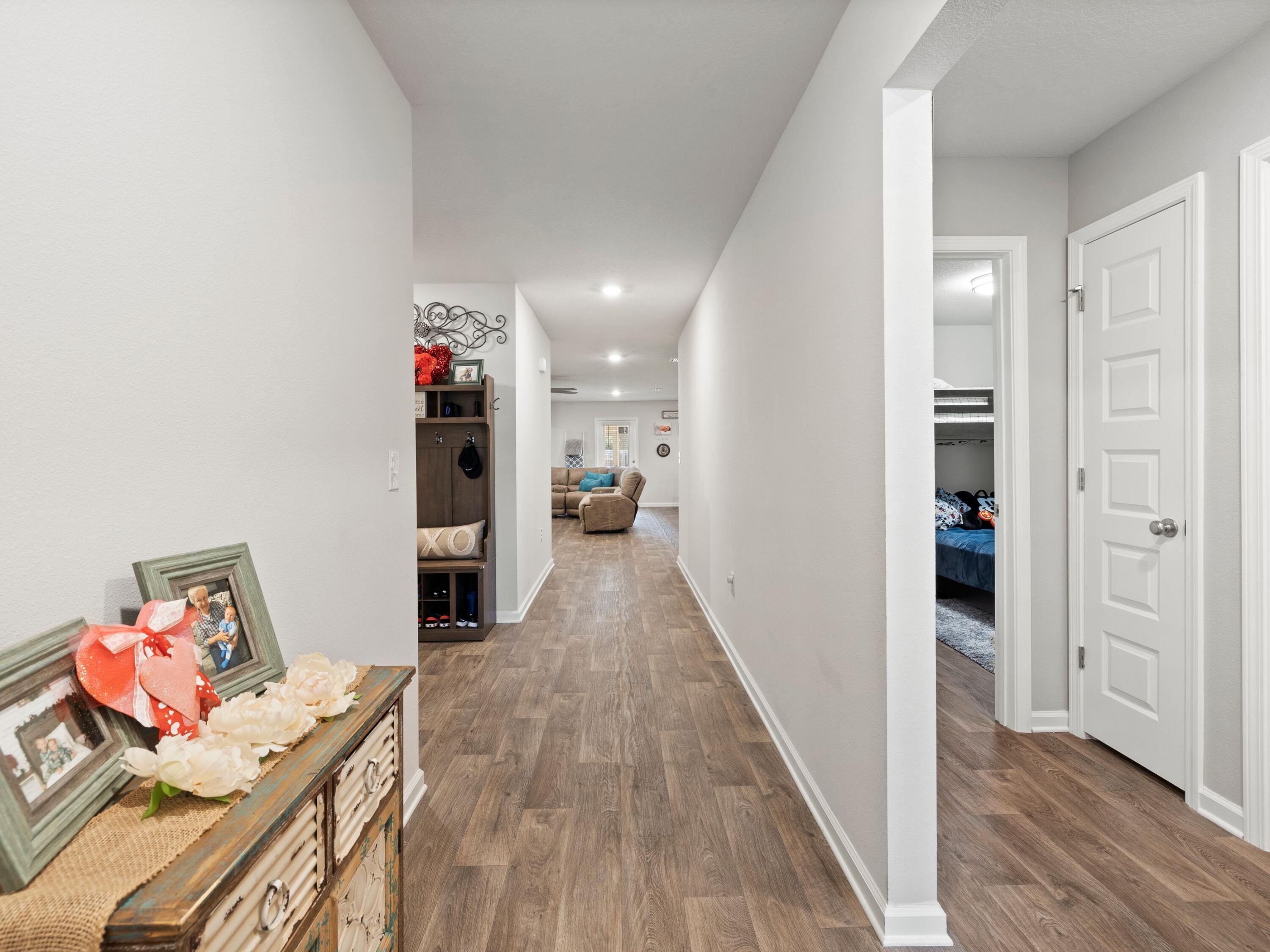 HAMMOCK BAY - MILL COTTAGES - Residential