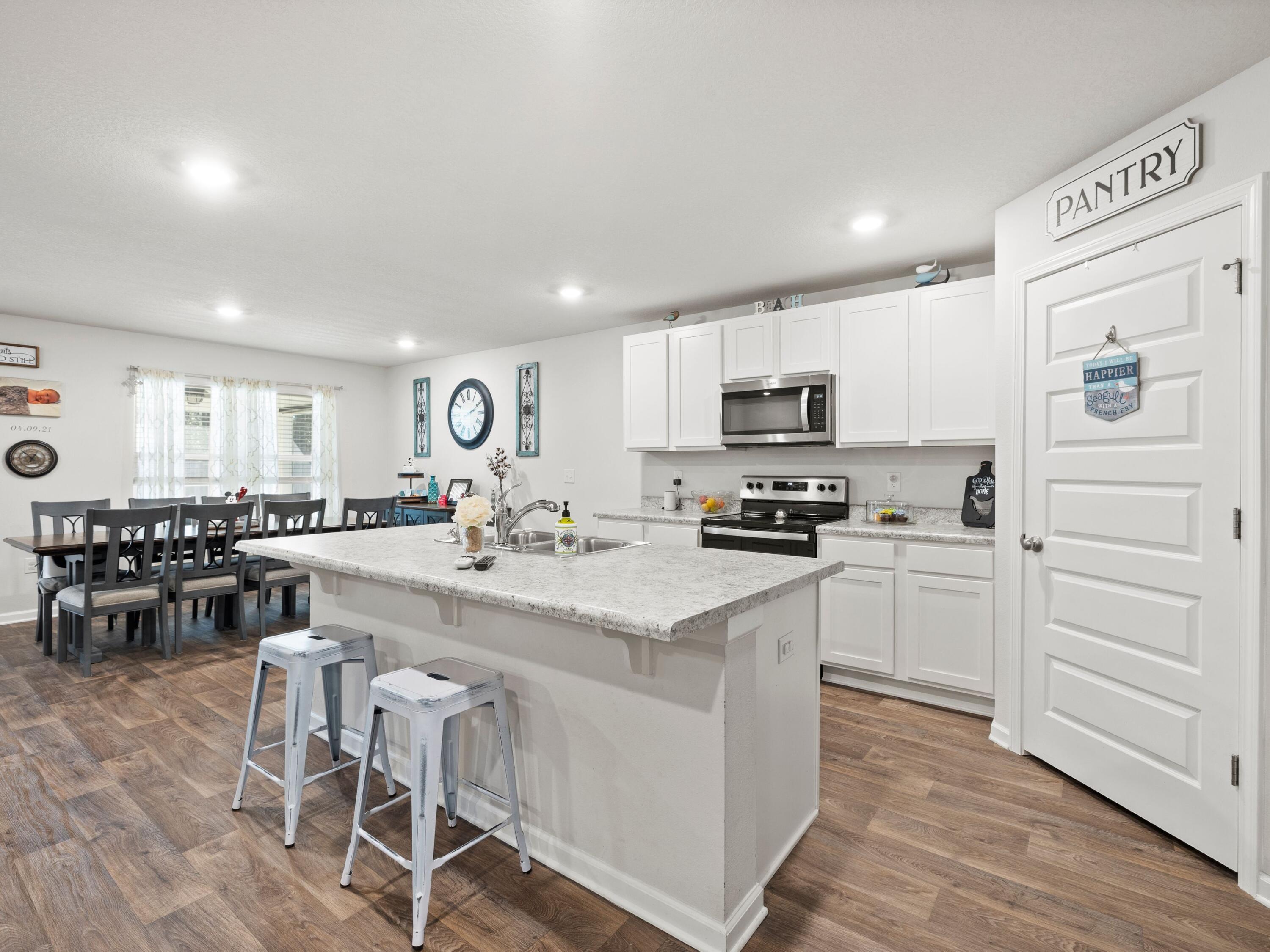 HAMMOCK BAY - MILL COTTAGES - Residential