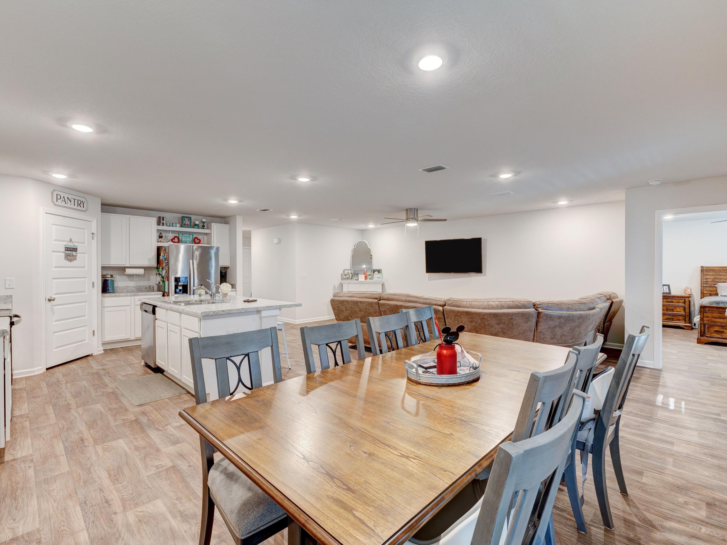 HAMMOCK BAY - MILL COTTAGES - Residential