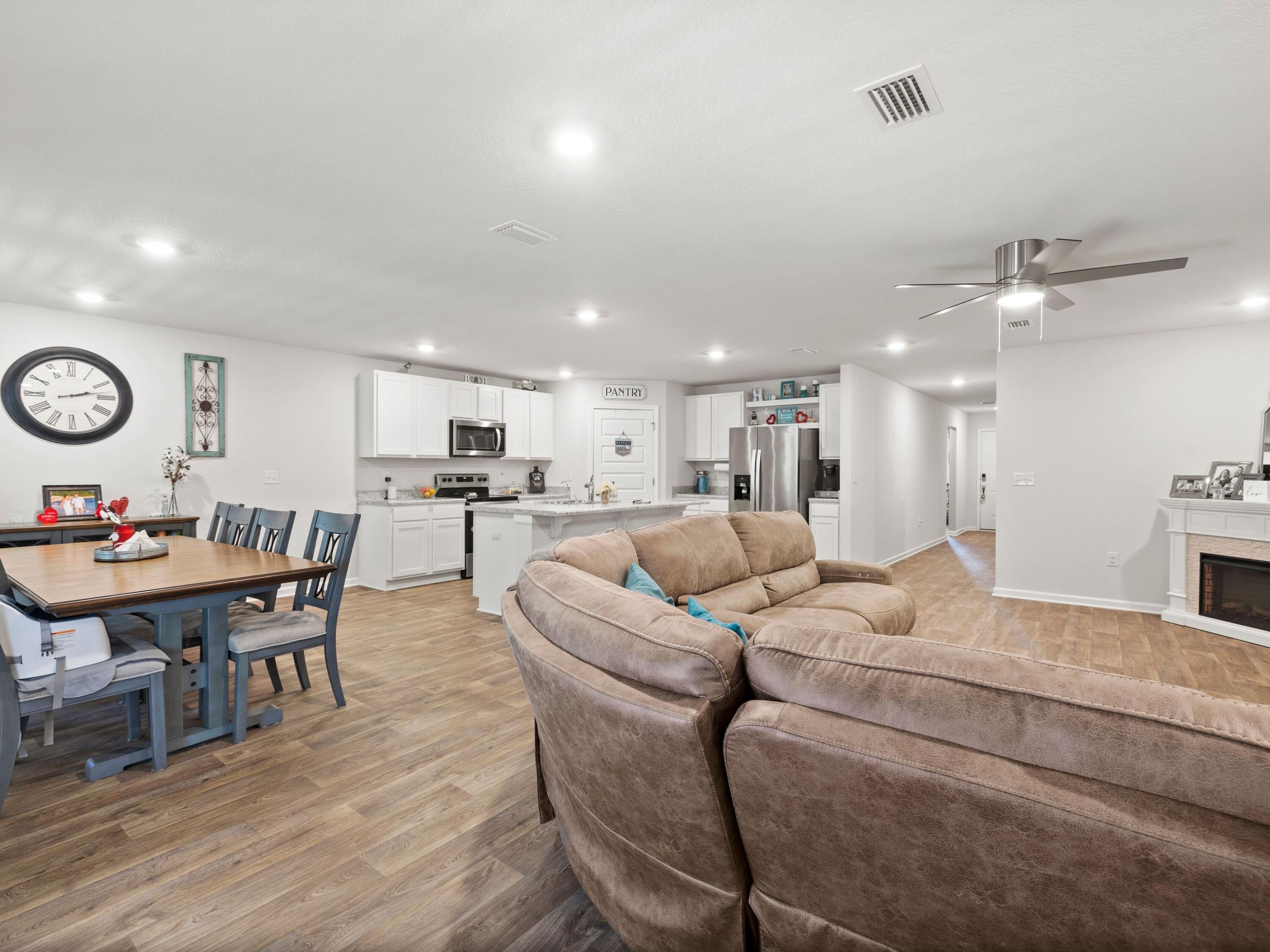 HAMMOCK BAY - MILL COTTAGES - Residential