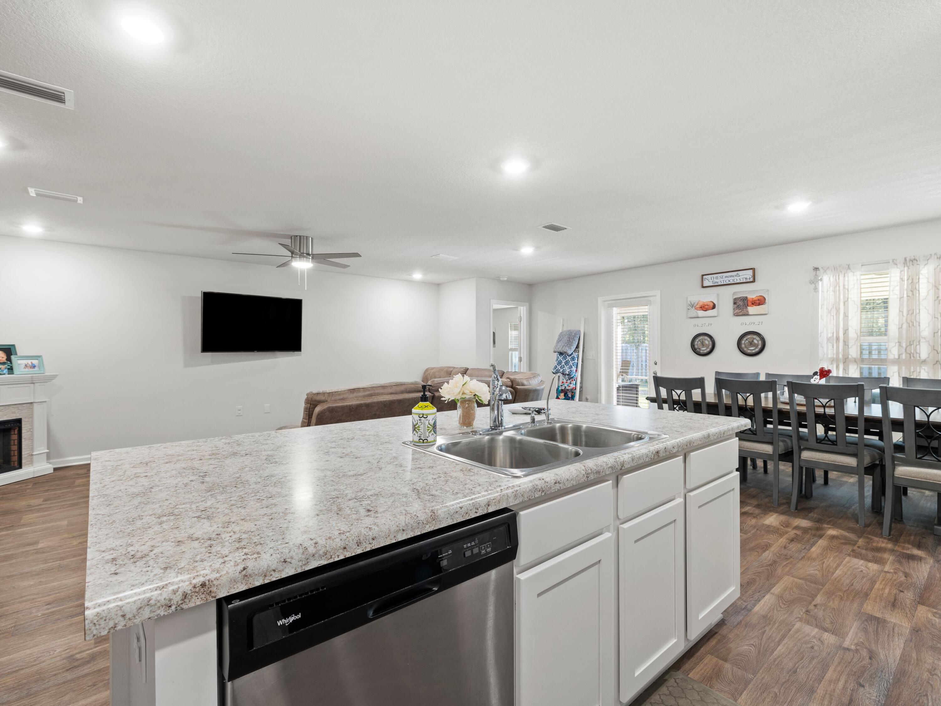 HAMMOCK BAY - MILL COTTAGES - Residential