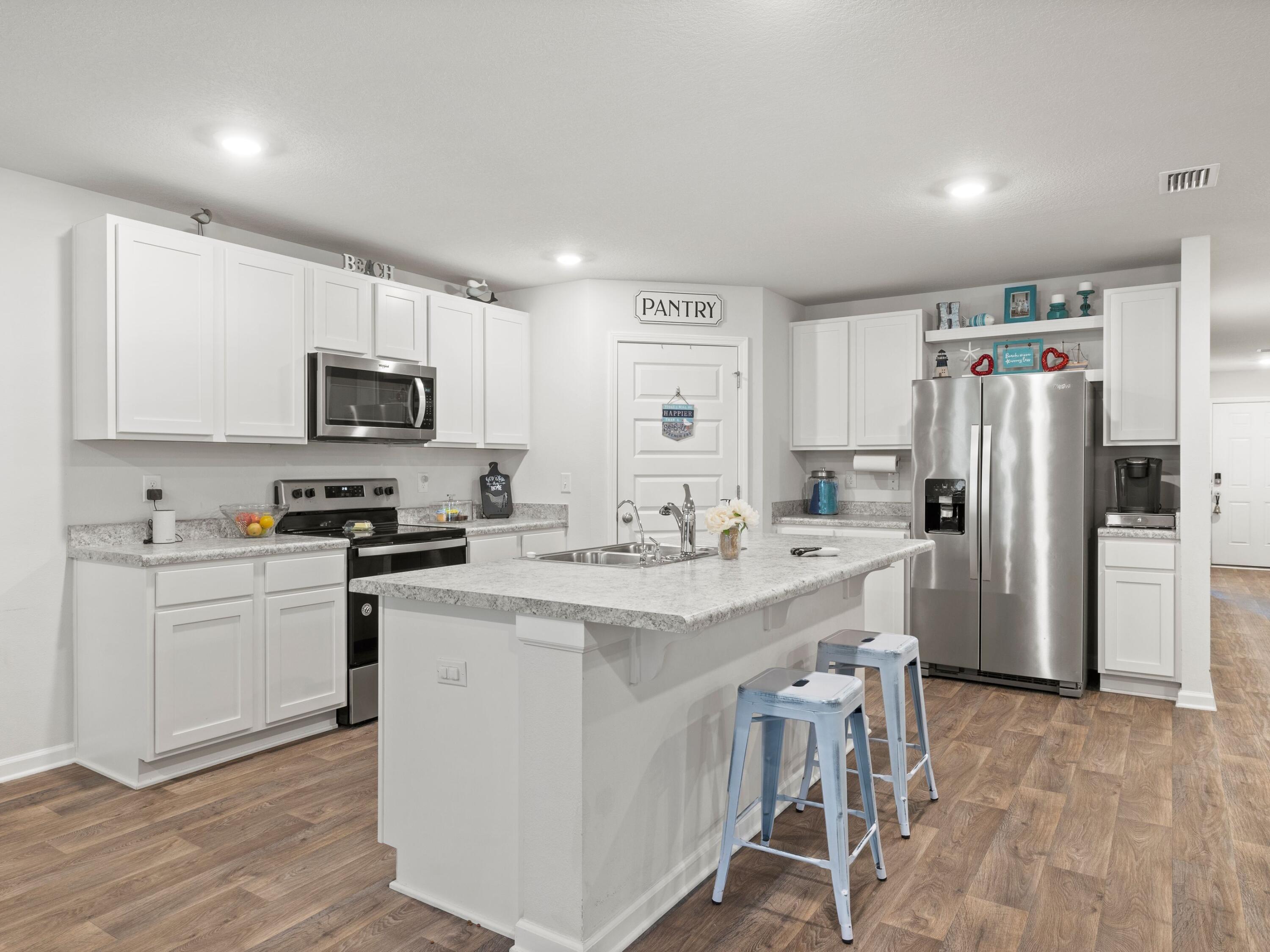 HAMMOCK BAY - MILL COTTAGES - Residential