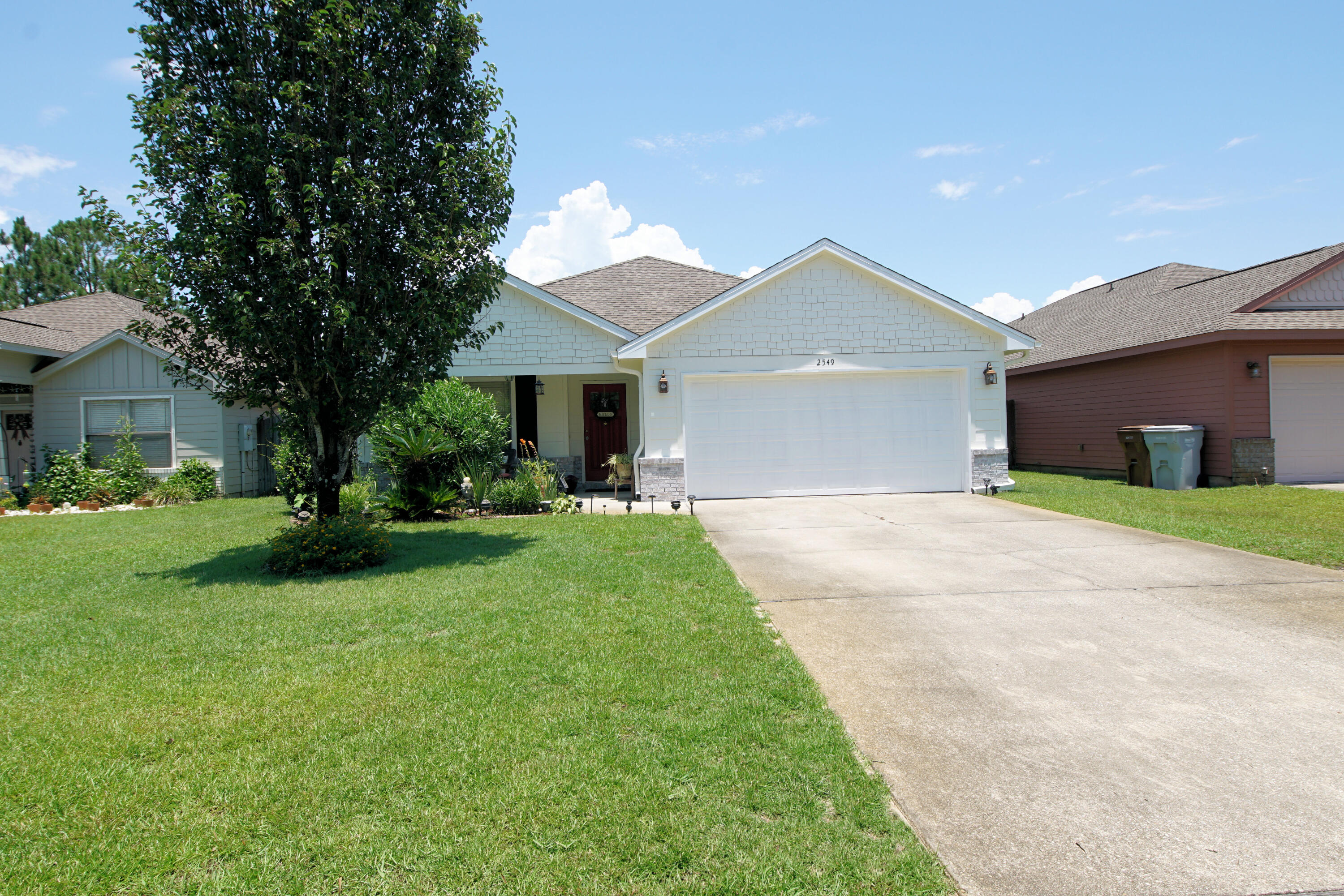 COTTAGES AT EAST RIVER - Residential