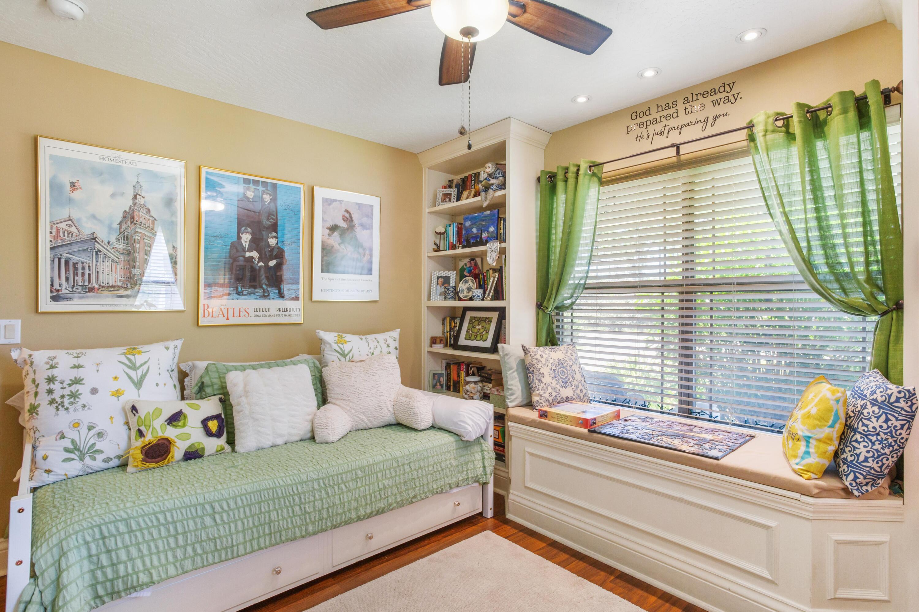 COTTAGES AT EAST RIVER - Residential