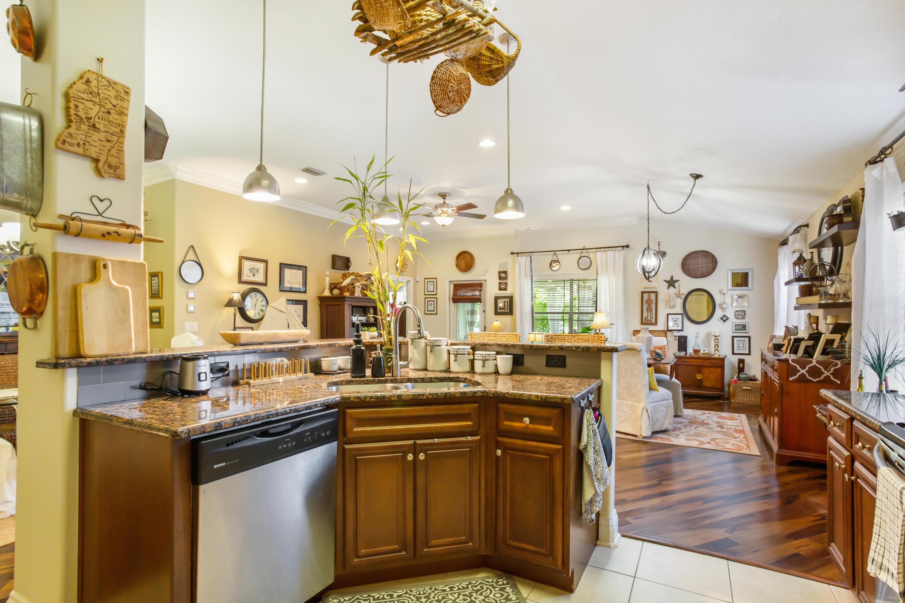 COTTAGES AT EAST RIVER - Residential