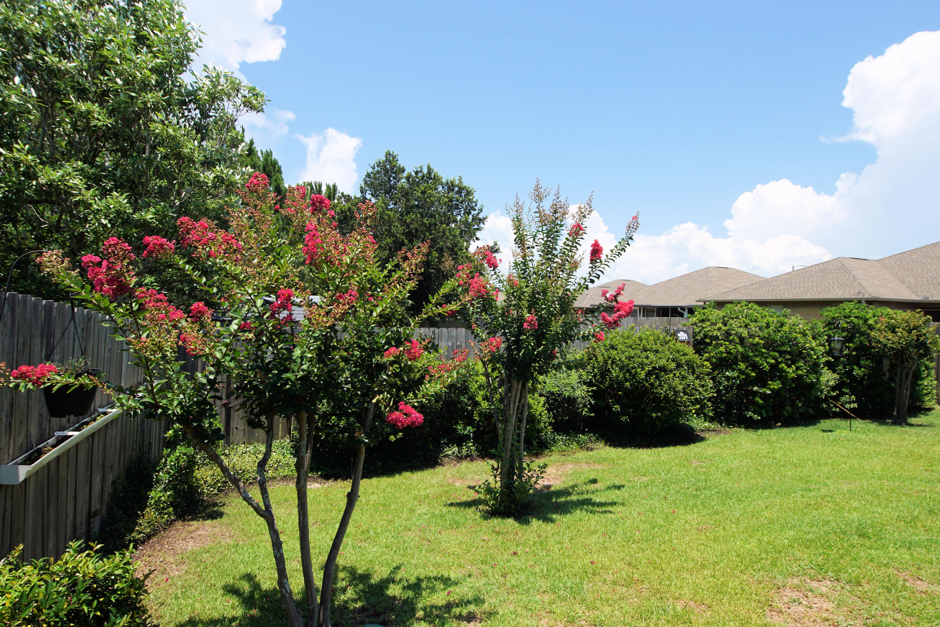COTTAGES AT EAST RIVER - Residential