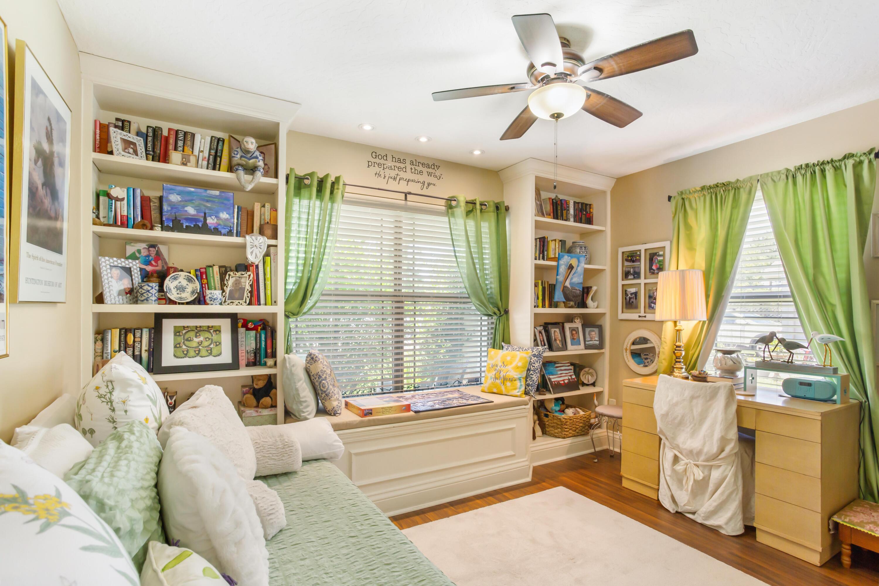 COTTAGES AT EAST RIVER - Residential