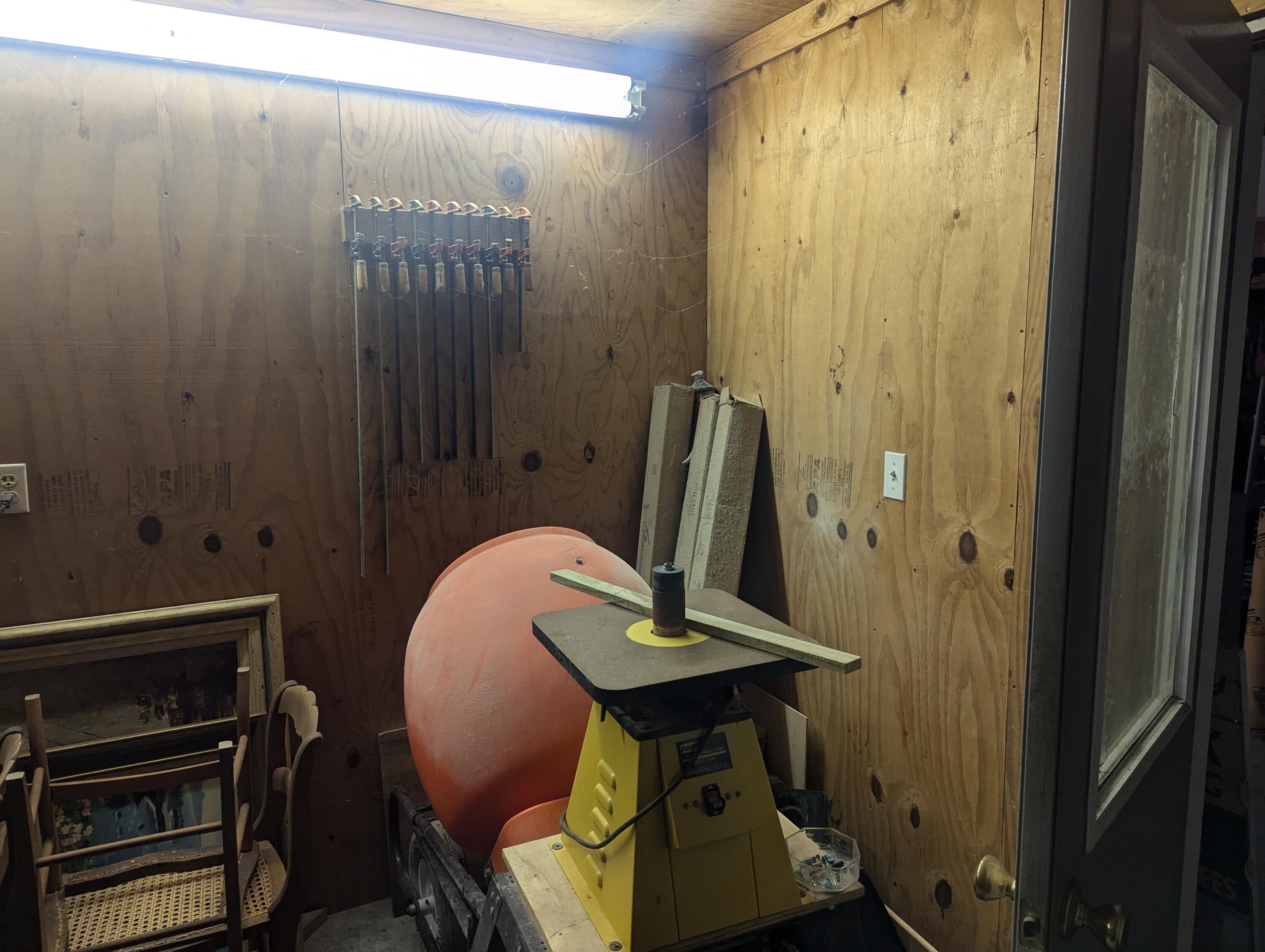 CRESTVIEW - Residential