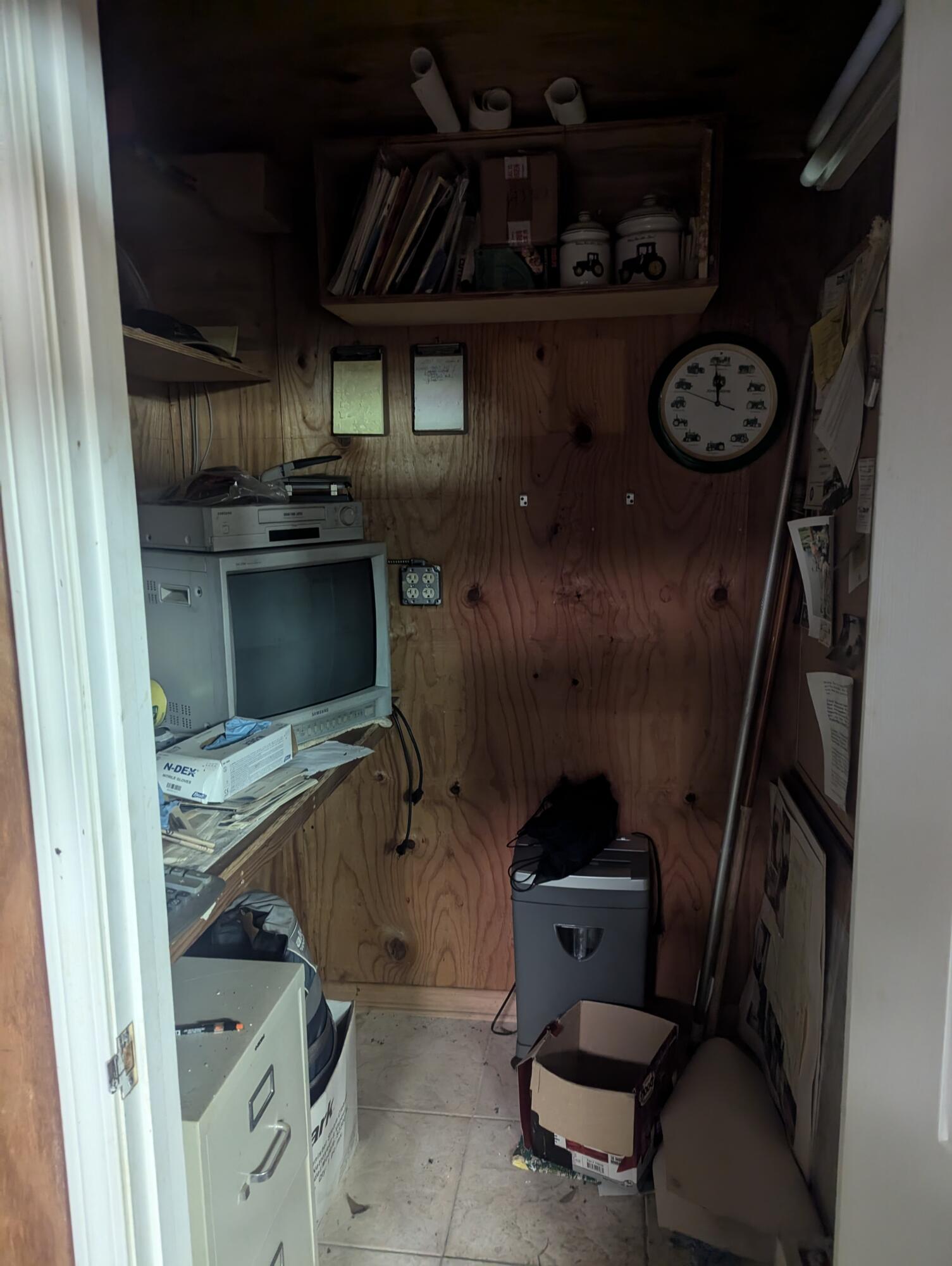 CRESTVIEW - Residential