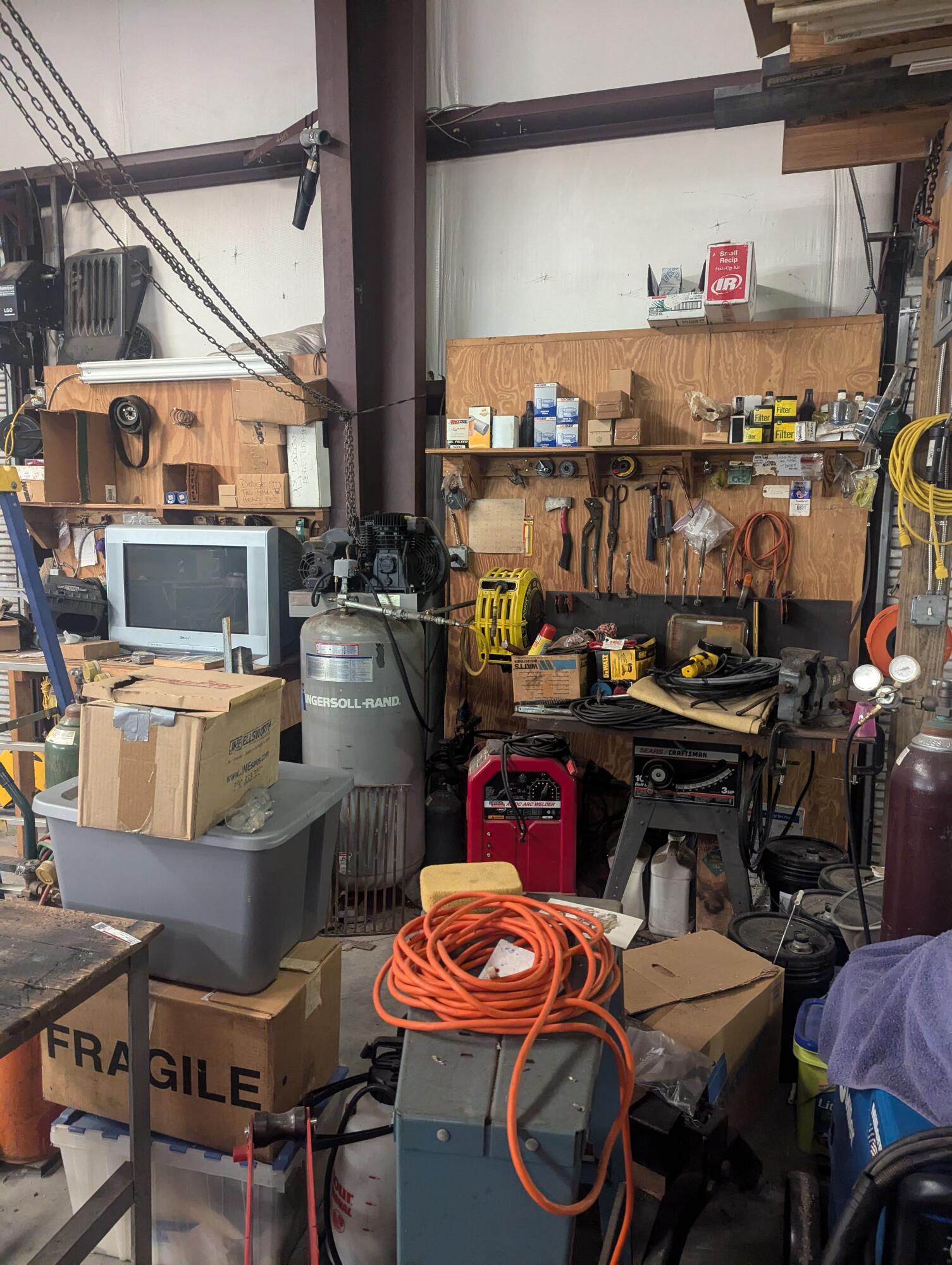 CRESTVIEW - Residential