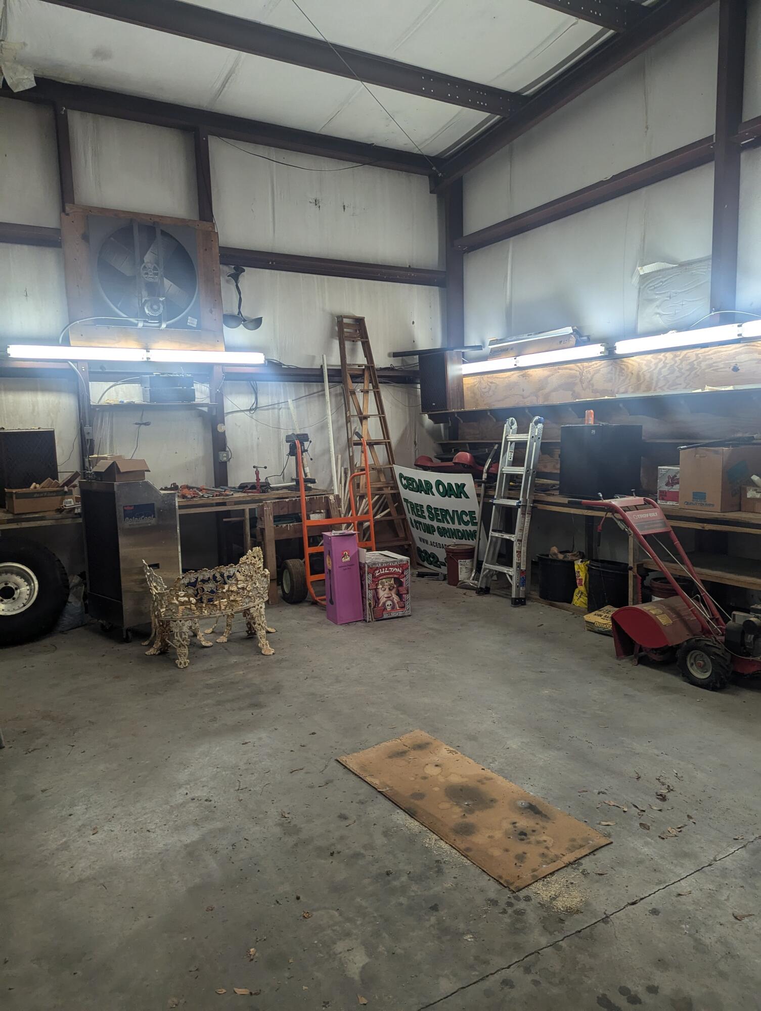 CRESTVIEW - Residential