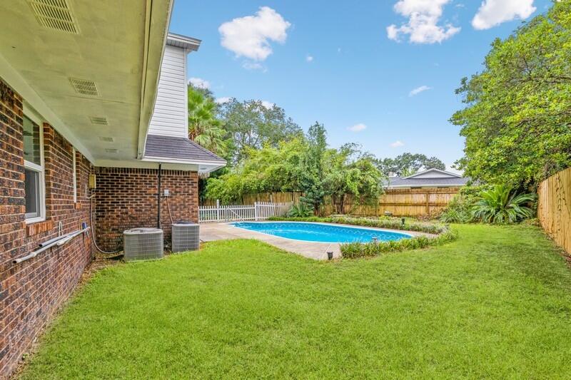 CHELSEA WOODS - Residential