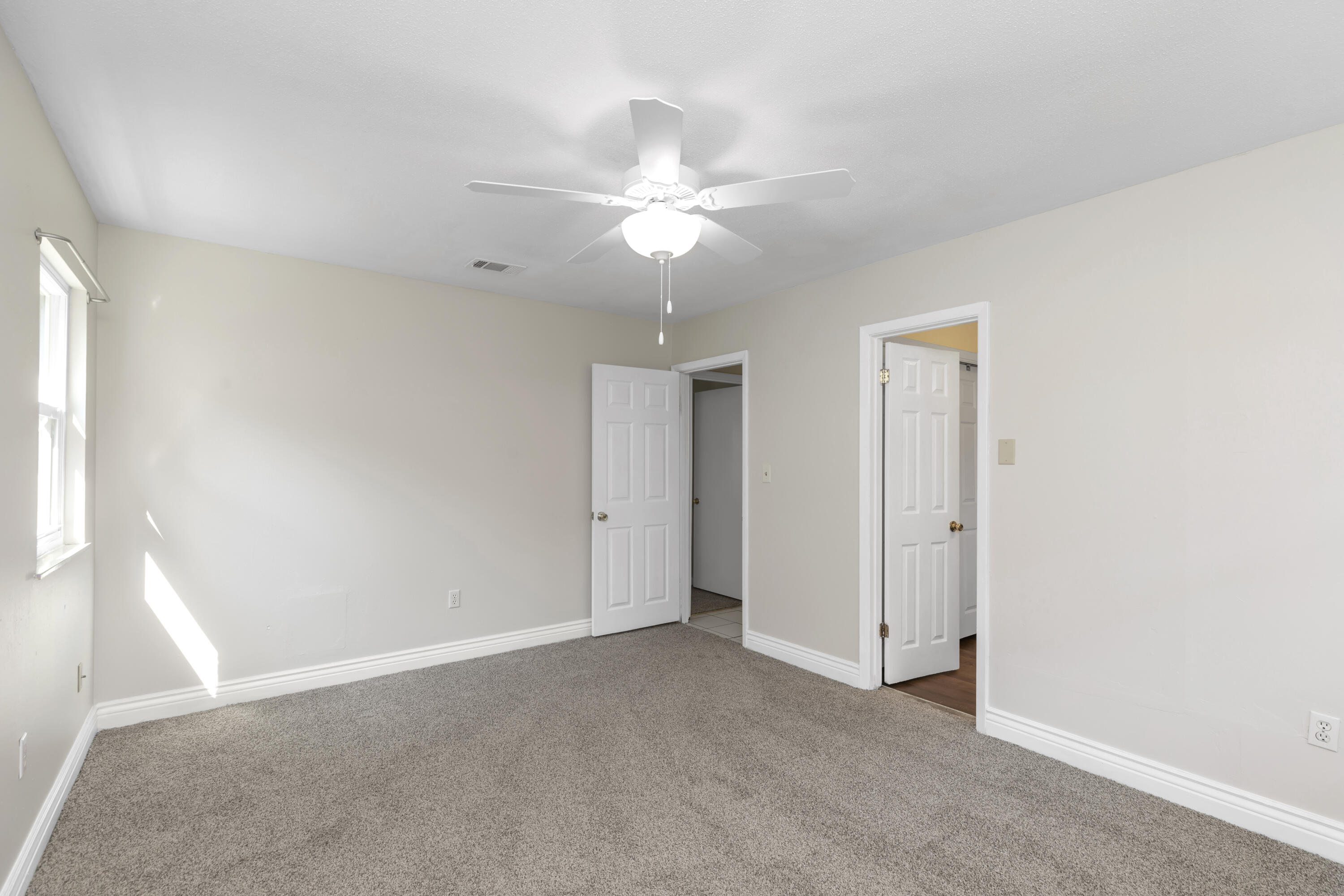 CHELSEA WOODS - Residential