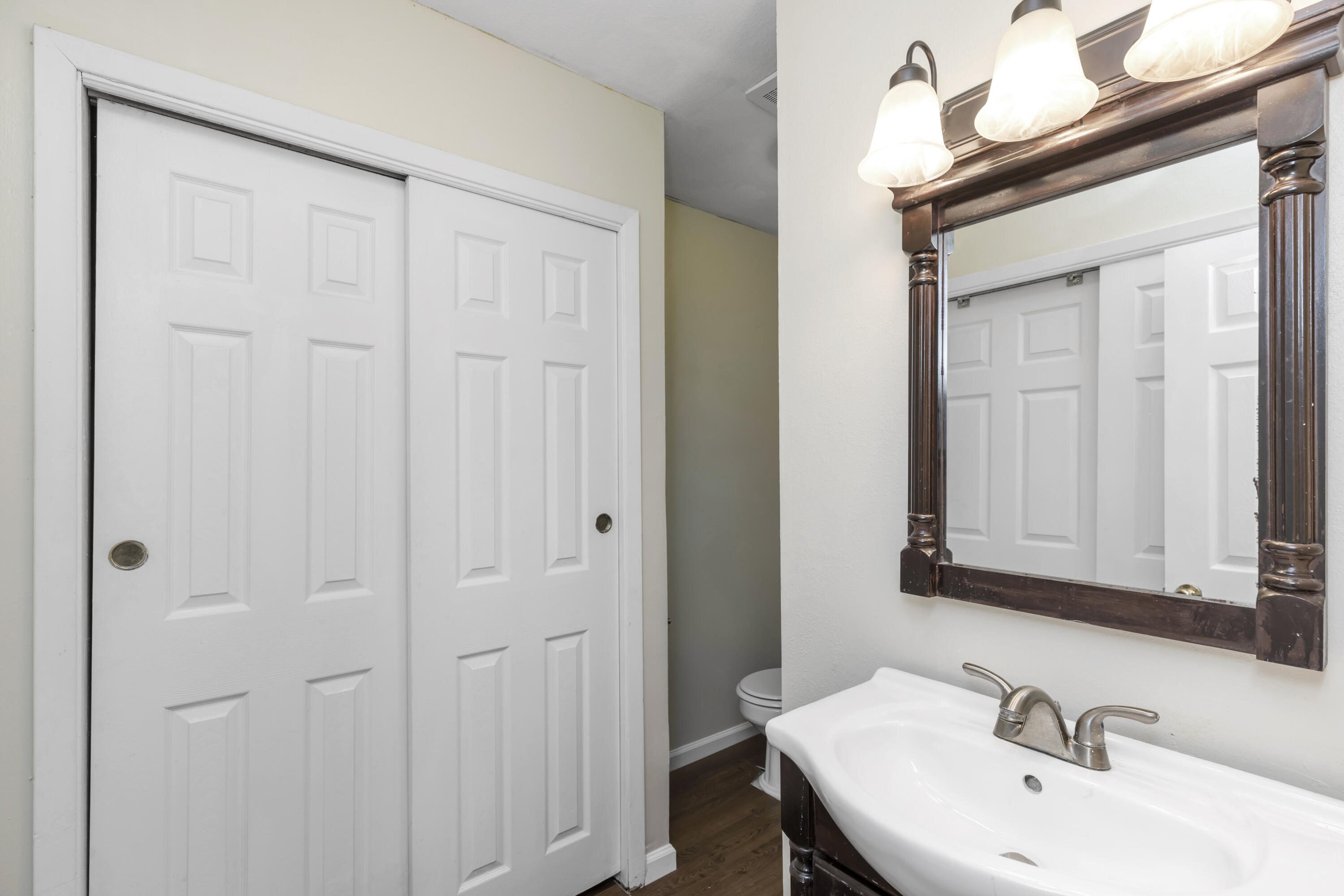 CHELSEA WOODS - Residential