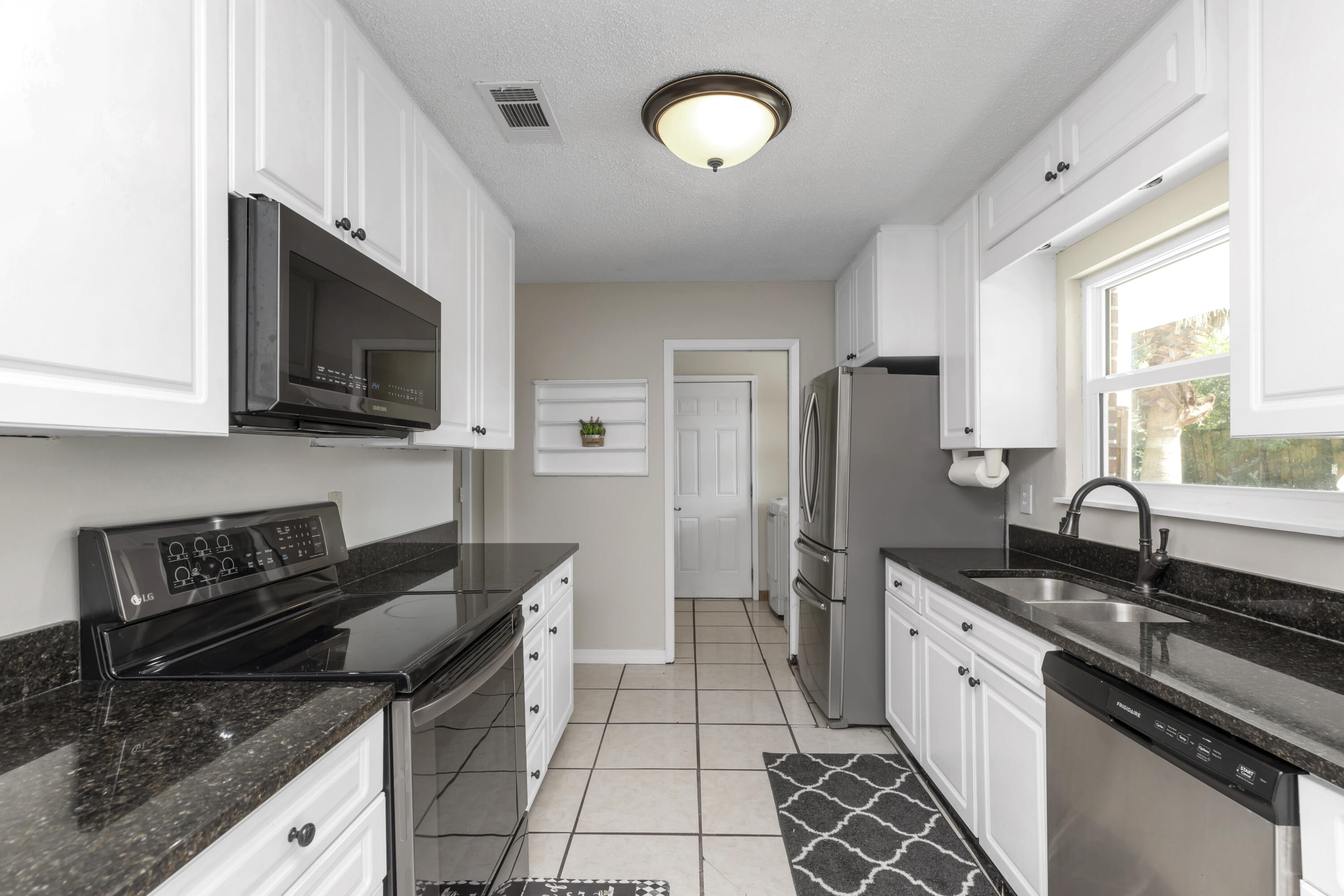 CHELSEA WOODS - Residential