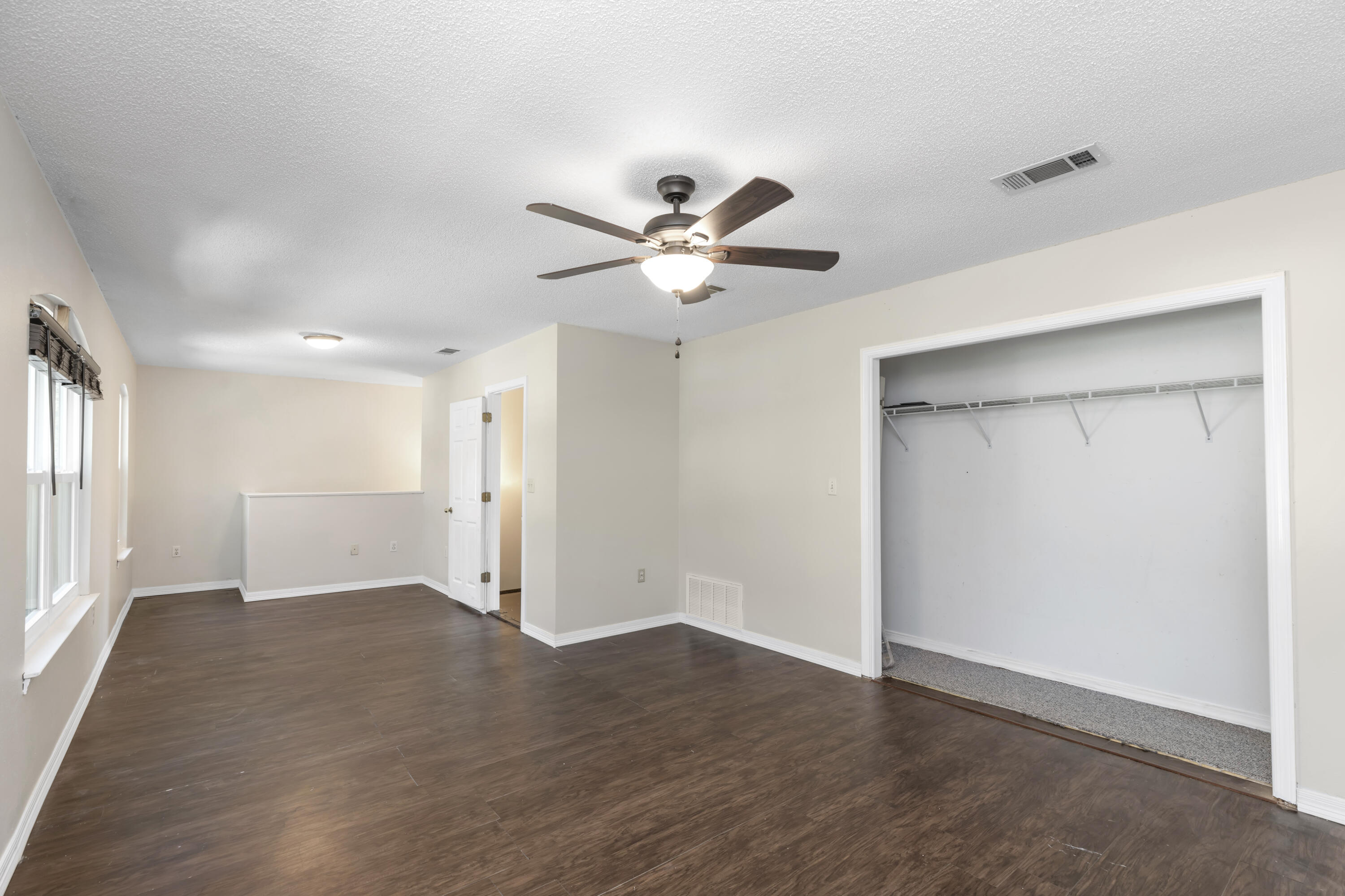 CHELSEA WOODS - Residential