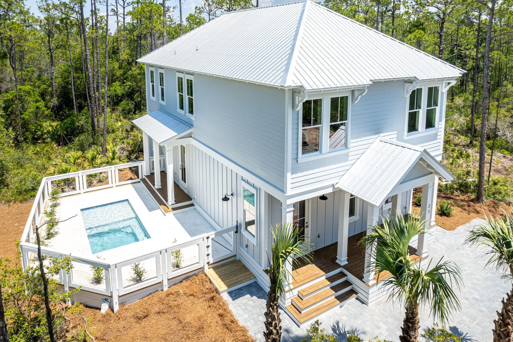 TREETOP VILLAGE - Residential