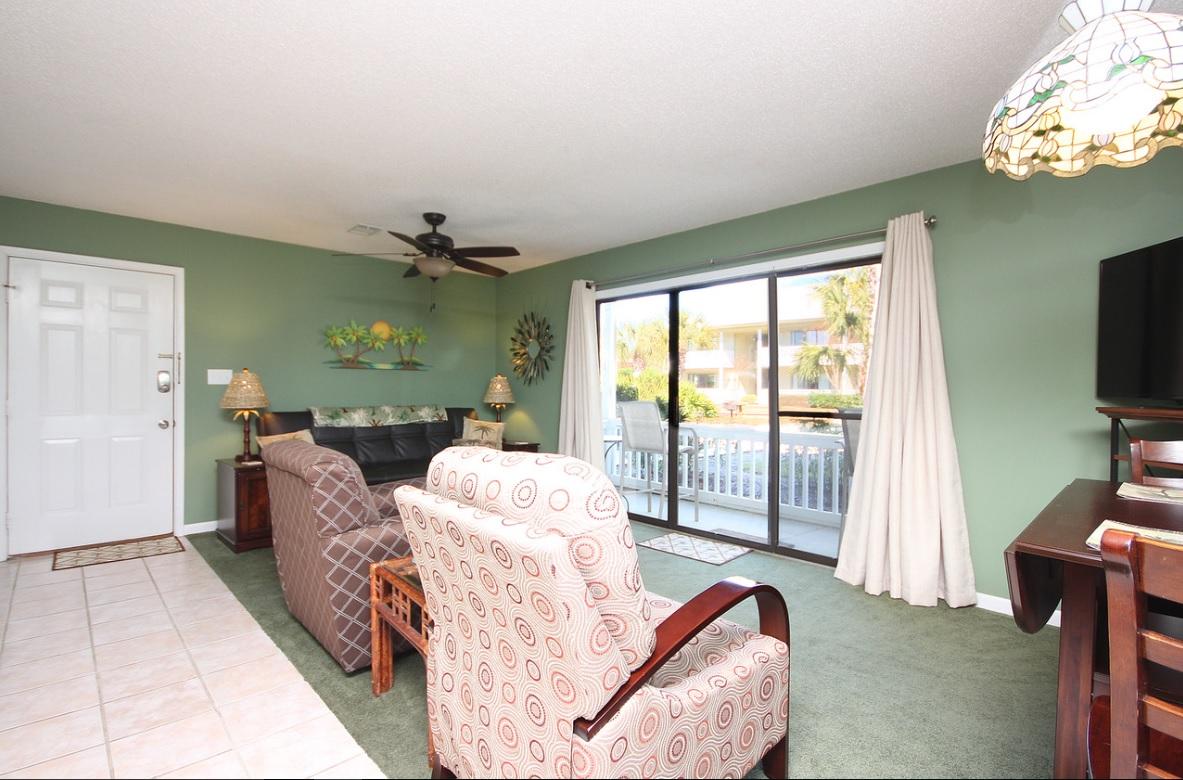 BEACHWOOD VILLAS CONDO - Residential