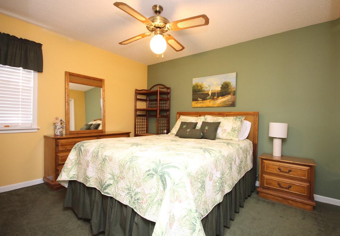 BEACHWOOD VILLAS CONDO - Residential