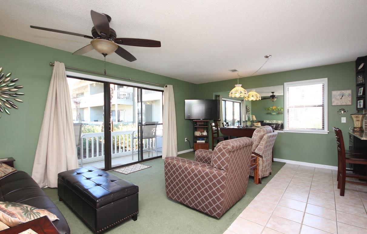 BEACHWOOD VILLAS CONDO - Residential