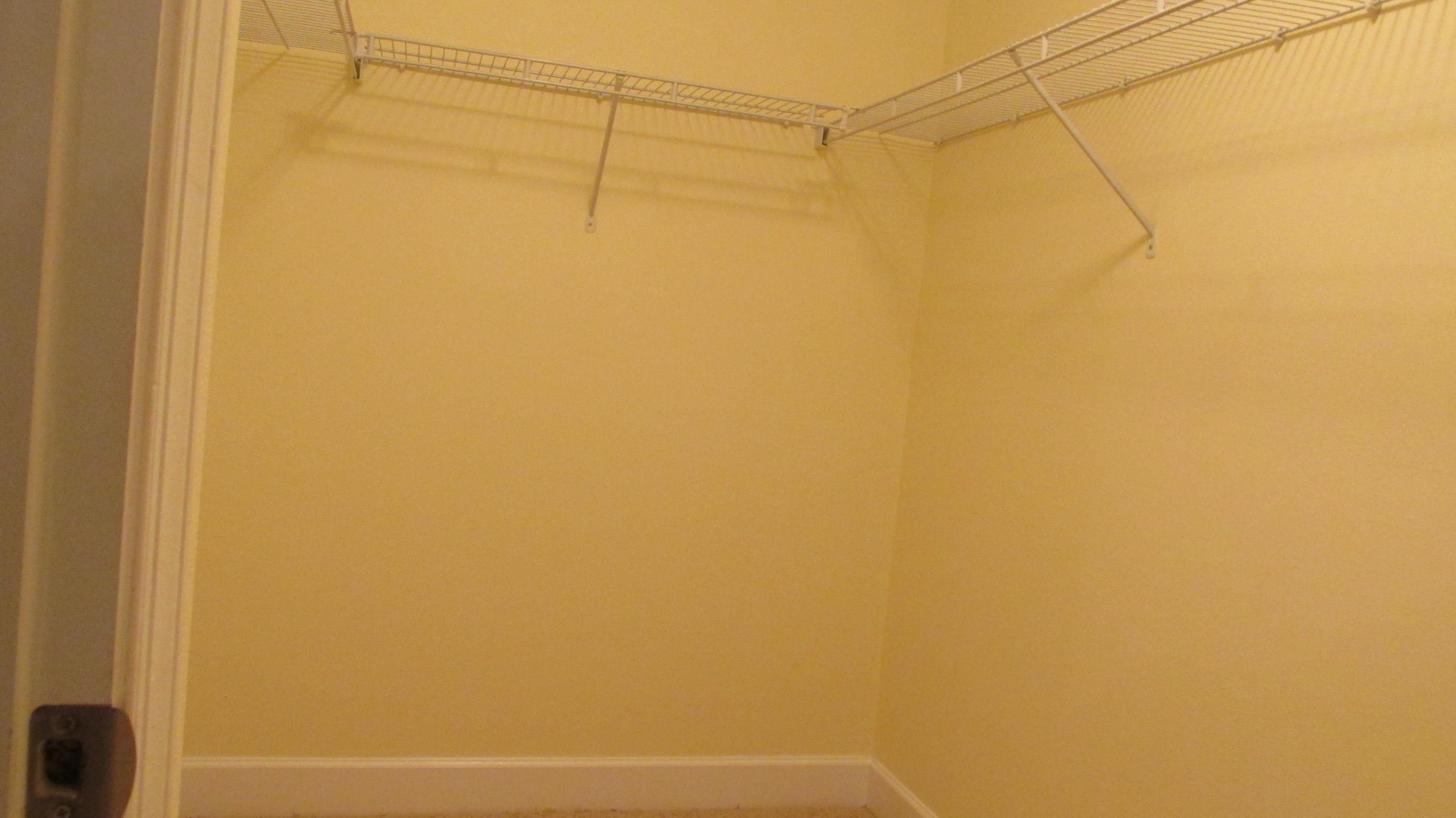 EAGLE BAY - Residential Lease