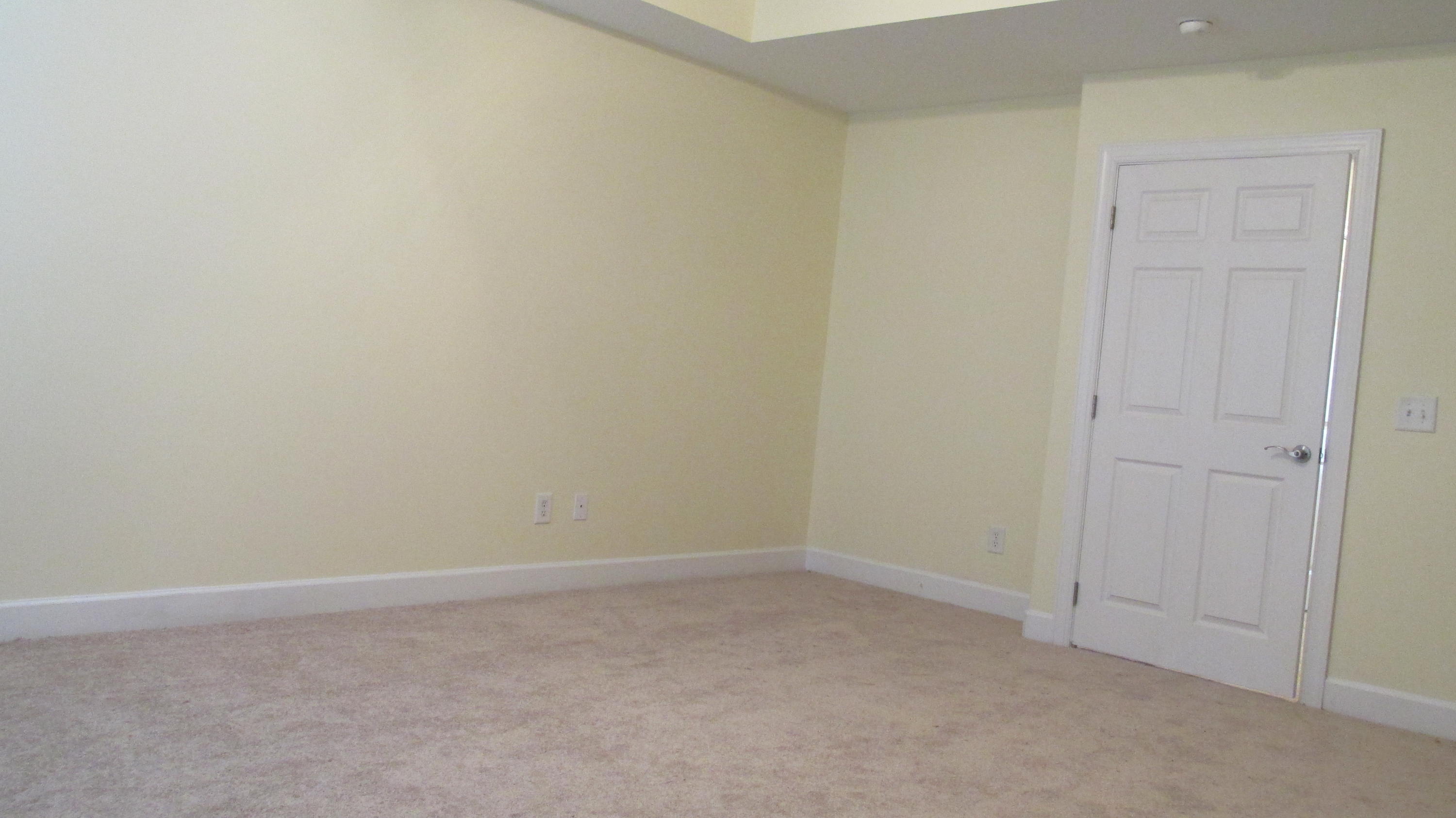 EAGLE BAY - Residential Lease