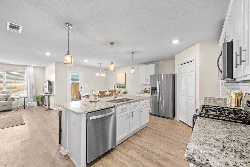 PATRIOT RIDGE - Residential Lease
