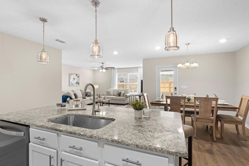 PATRIOT RIDGE - Residential Lease