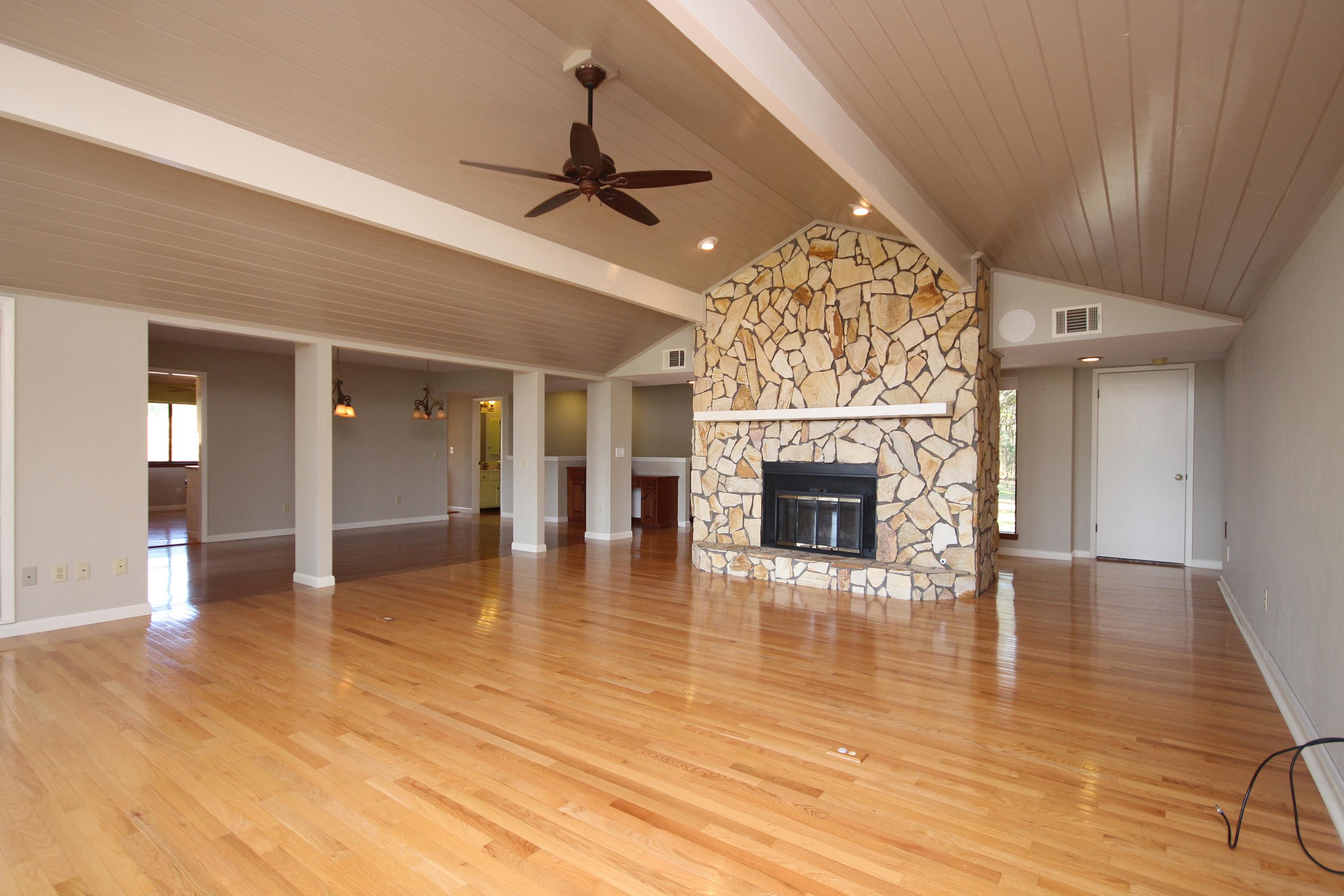 ROCKY BAYOU COUNTRY CLUB ESTATES 3,Lot 28 - Residential