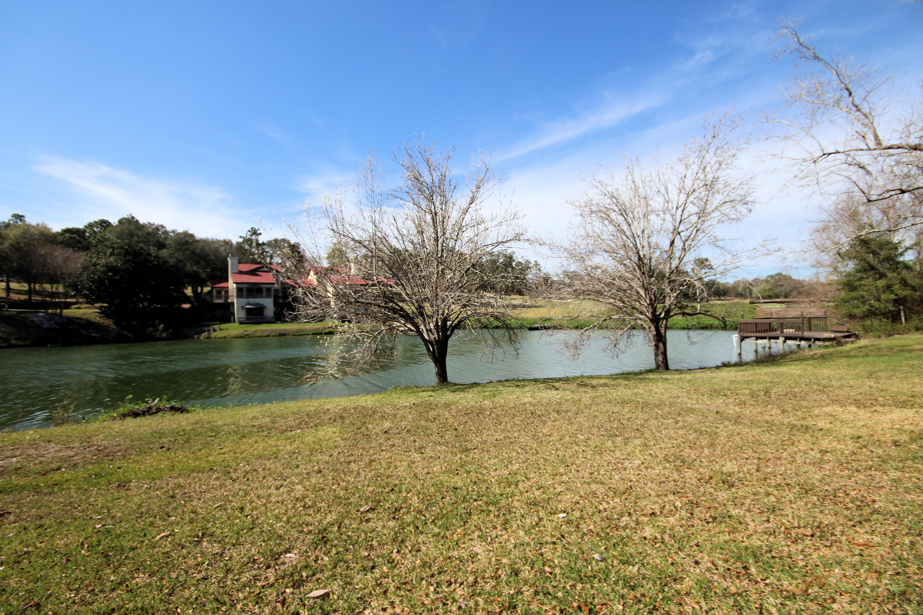 ROCKY BAYOU COUNTRY CLUB ESTATES 3,Lot 28 - Residential