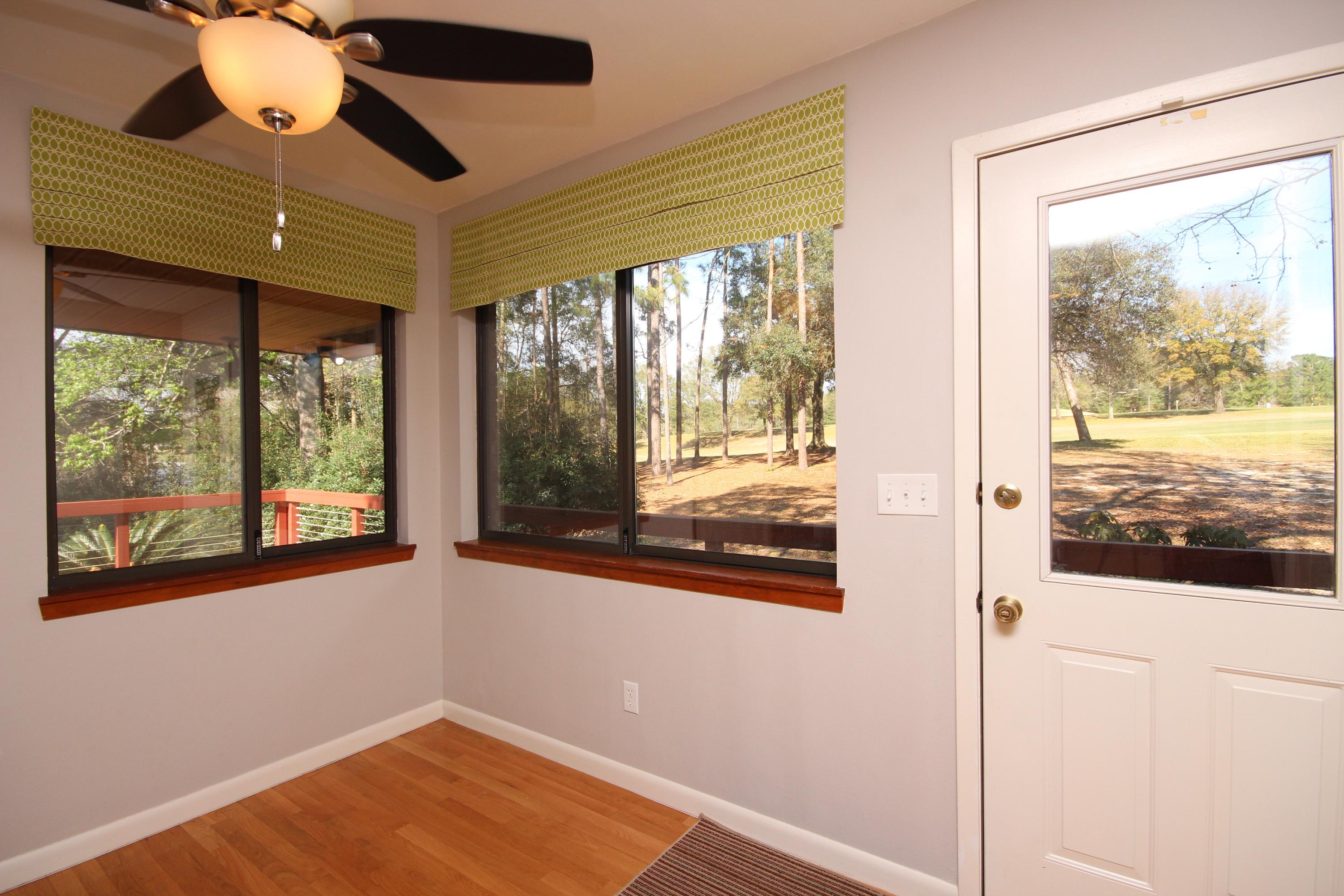 ROCKY BAYOU COUNTRY CLUB ESTATES 3,Lot 28 - Residential