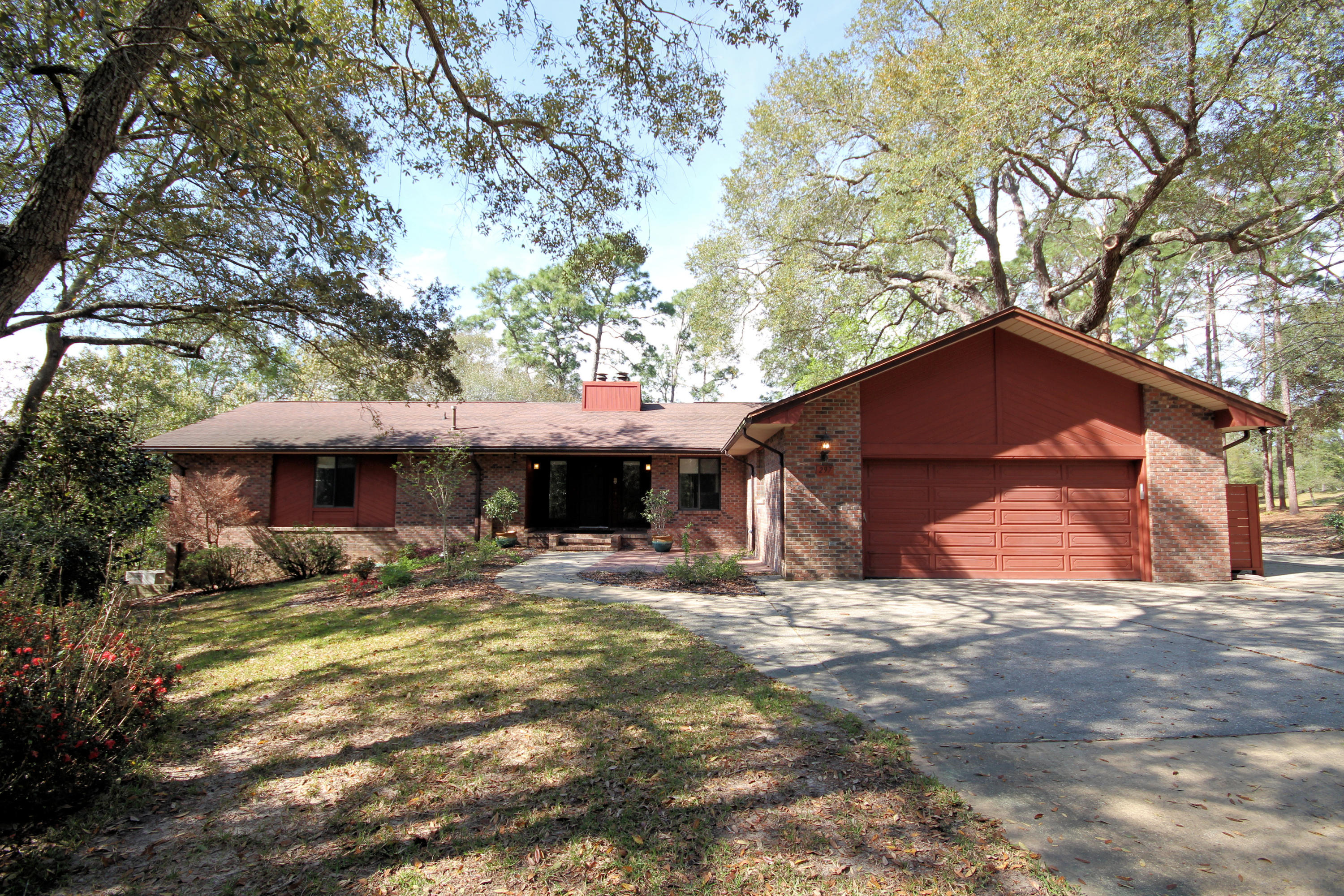 ROCKY BAYOU COUNTRY CLUB ESTATES 3,Lot 28 - Residential