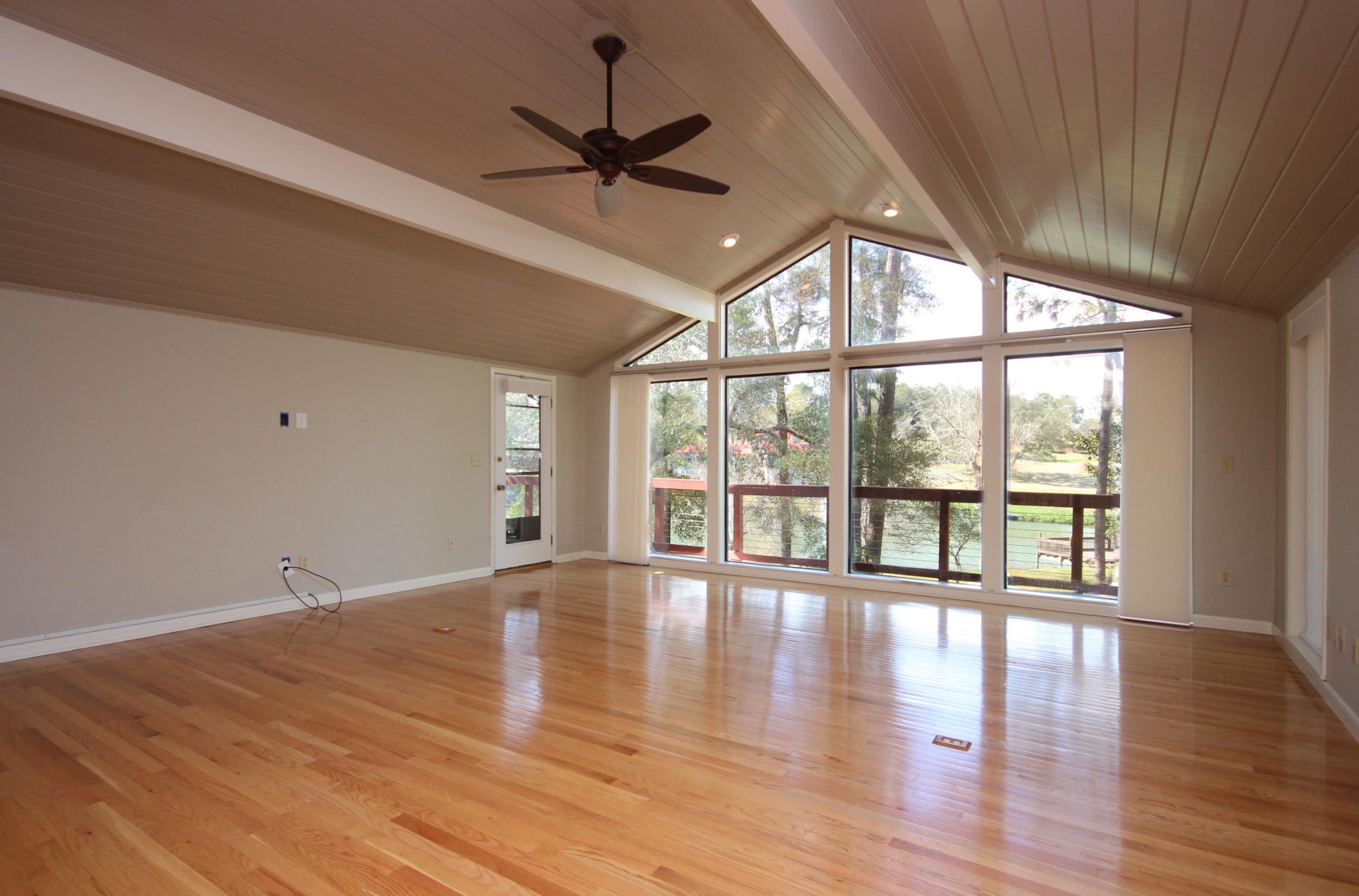 ROCKY BAYOU COUNTRY CLUB ESTATES 3,Lot 28 - Residential