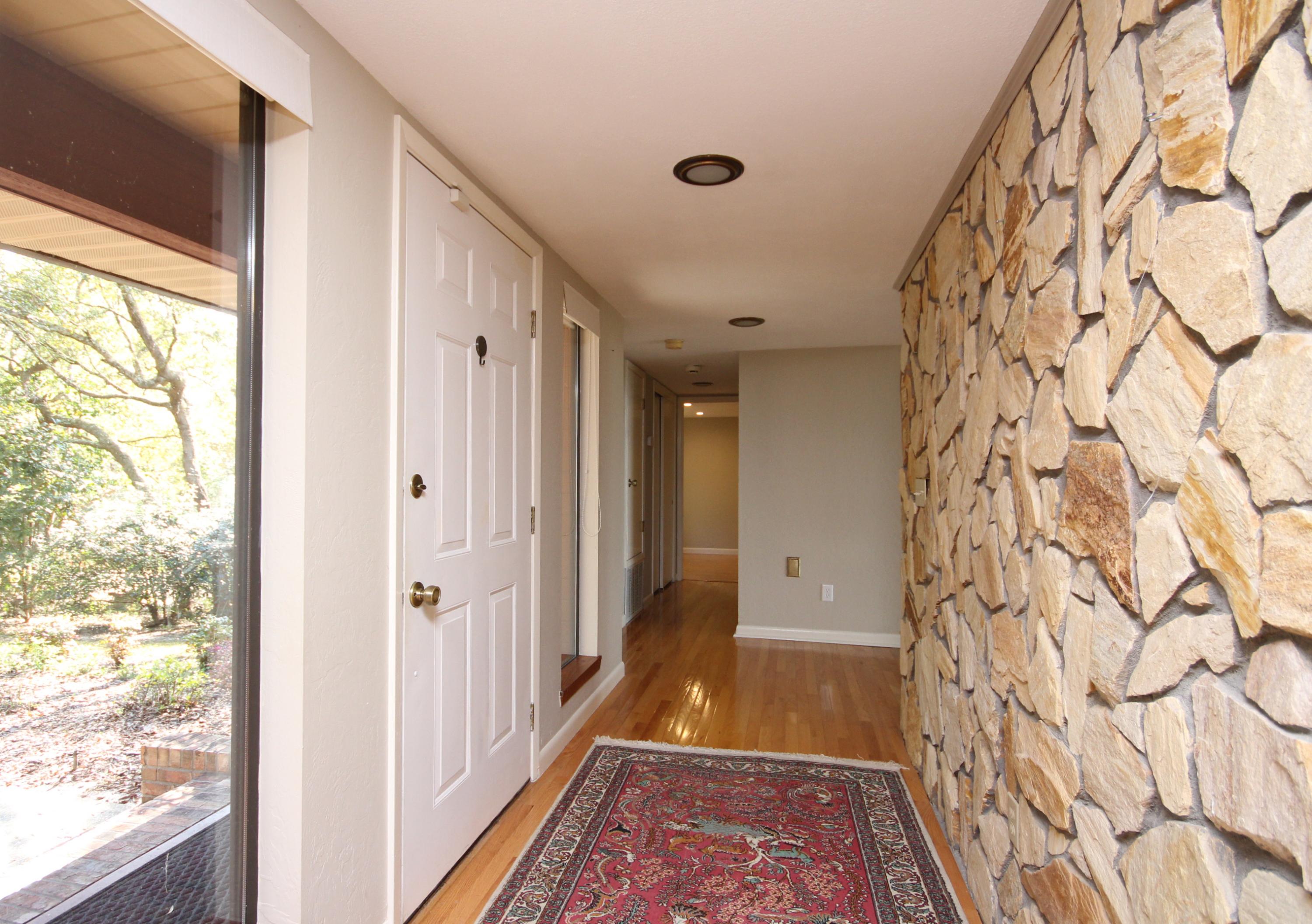 ROCKY BAYOU COUNTRY CLUB ESTATES 3,Lot 28 - Residential