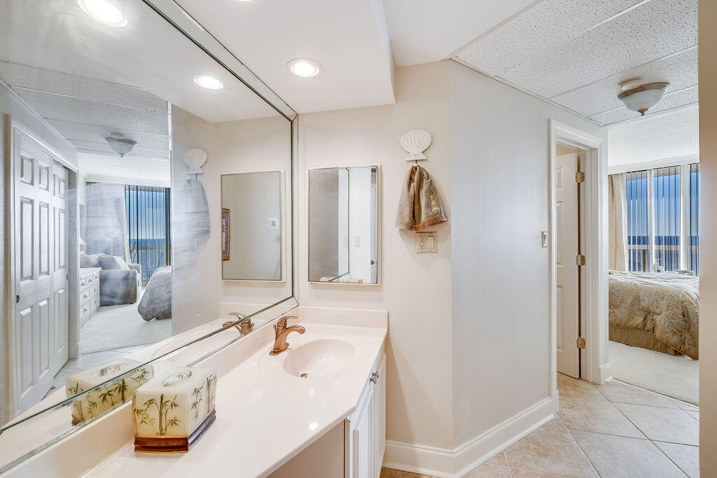 DESTIN SURFSIDE CONDO - Residential