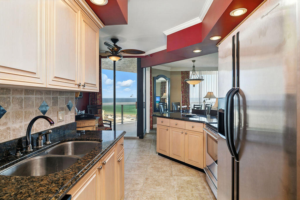 DESTIN SURFSIDE CONDO - Residential