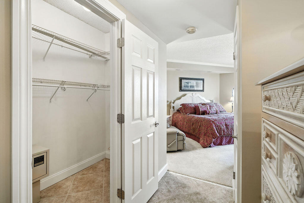 DESTIN SURFSIDE CONDO - Residential