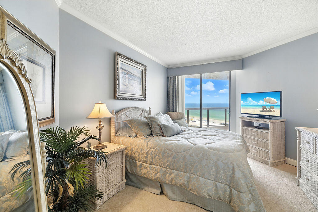 DESTIN SURFSIDE CONDO - Residential