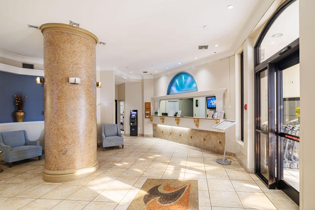 DESTIN SURFSIDE CONDO - Residential