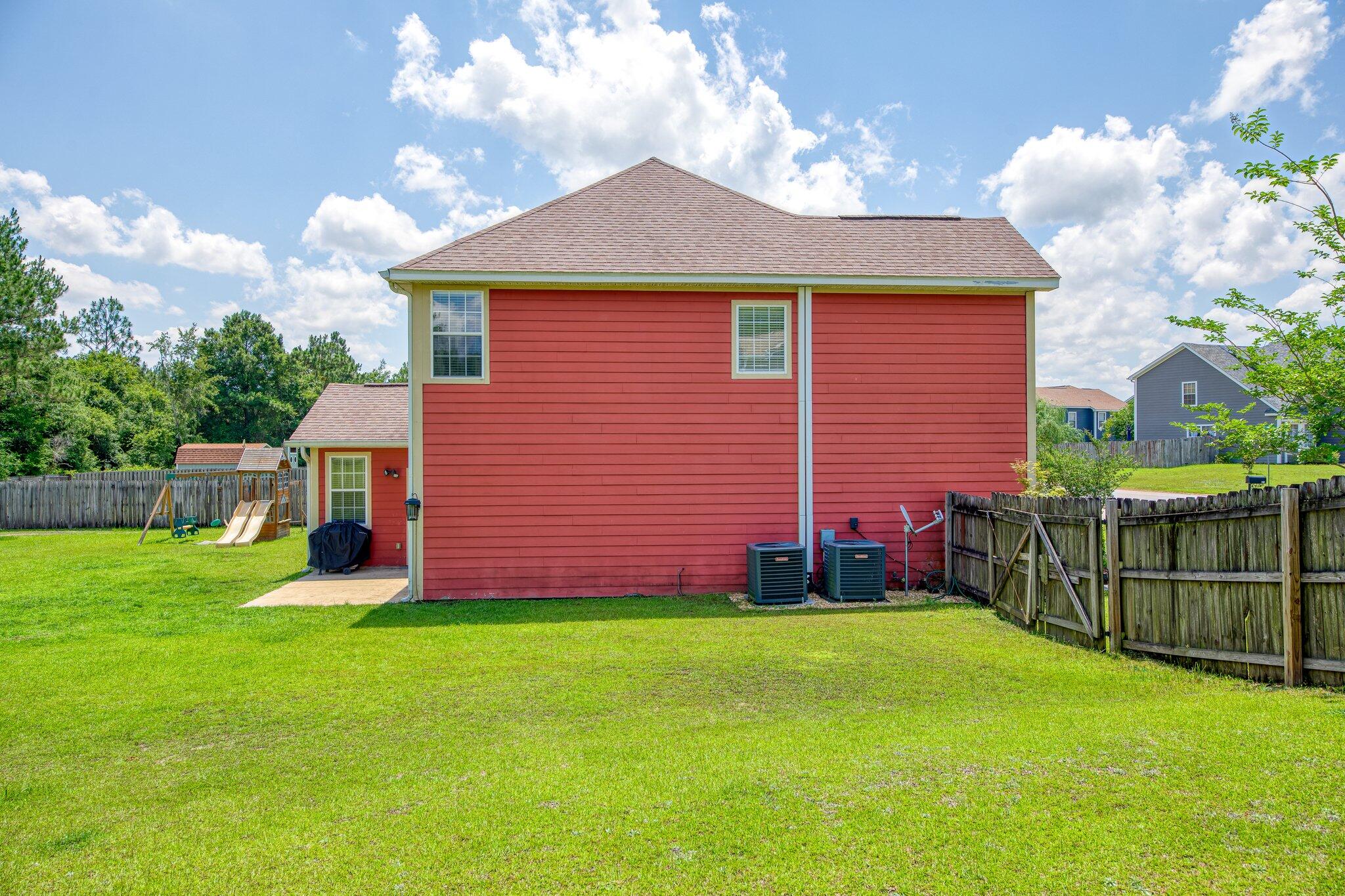 SANDY RIDGE ESTATES - Residential