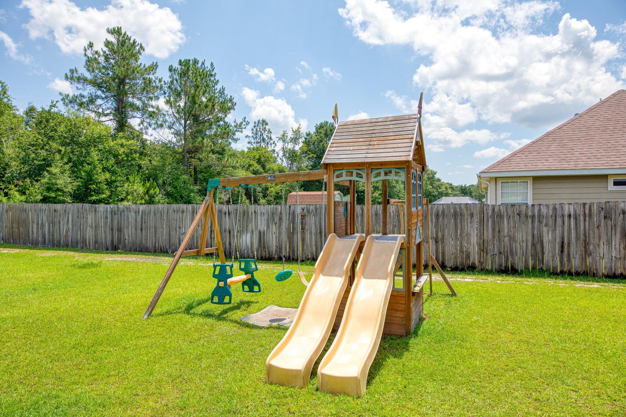 SANDY RIDGE ESTATES - Residential