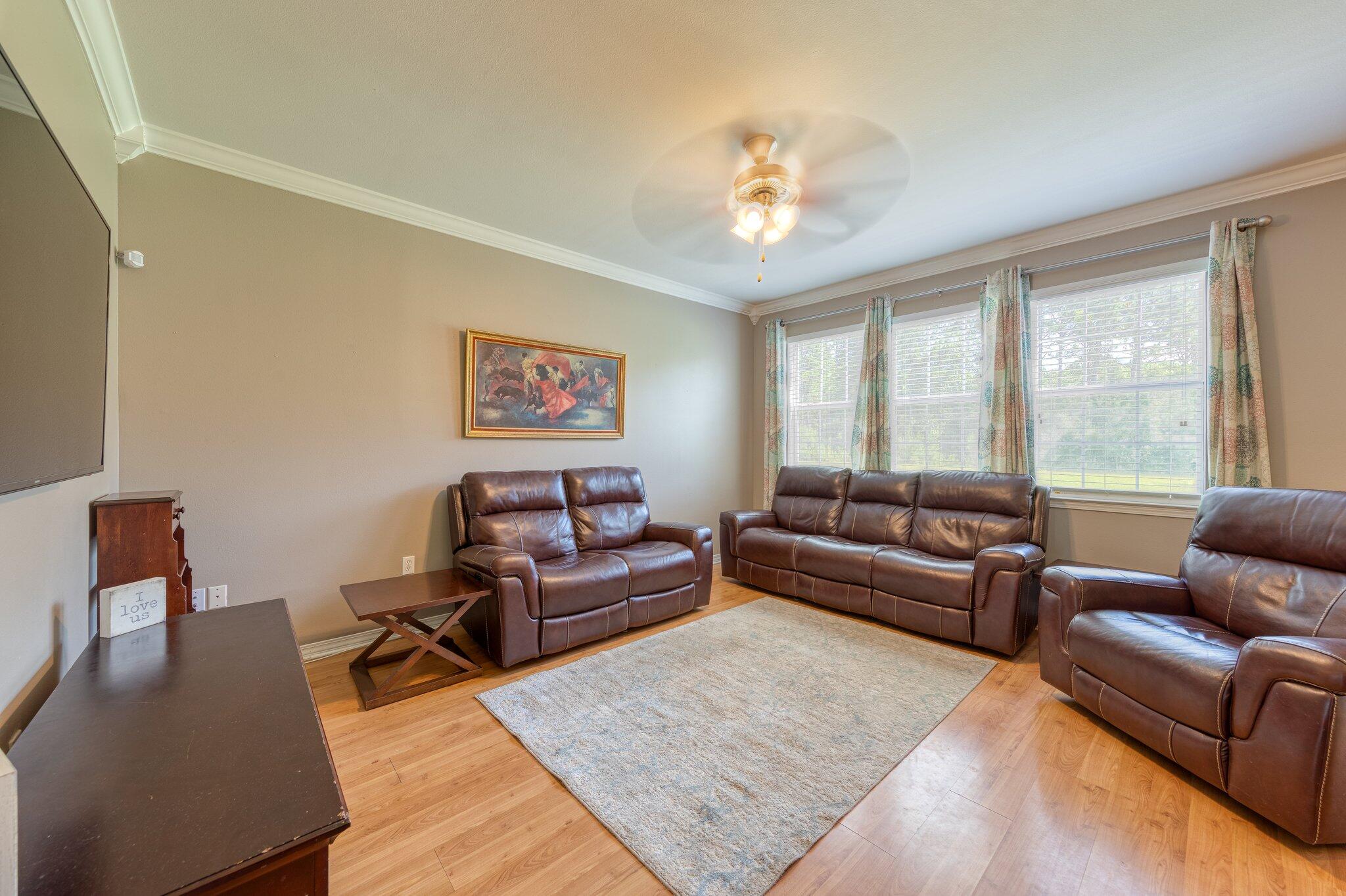 SANDY RIDGE ESTATES - Residential