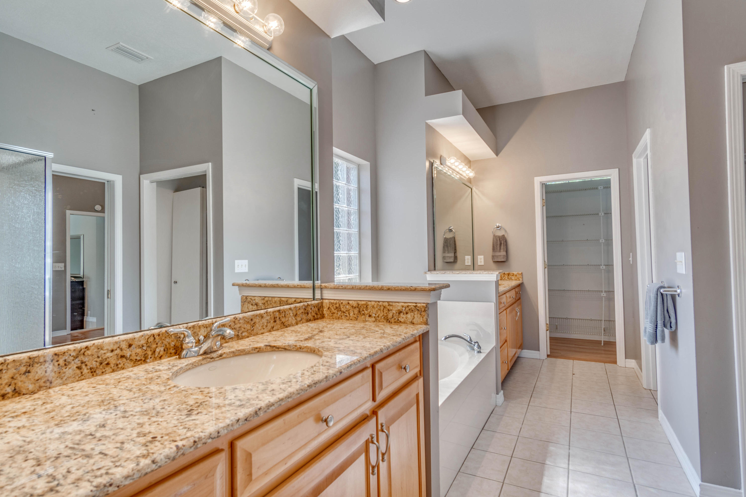 INDIAN BAY - Residential