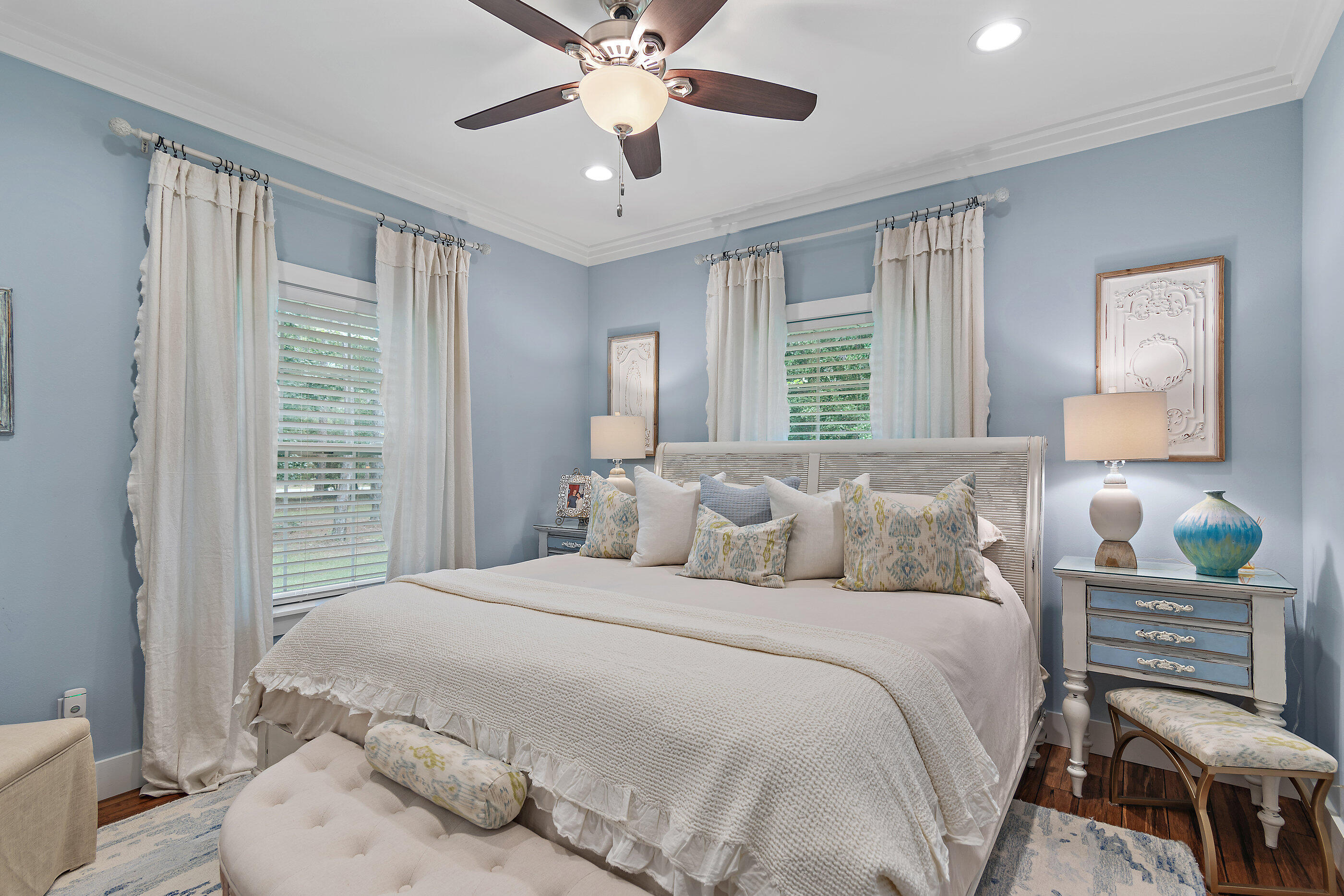 BAY GROVE - Residential