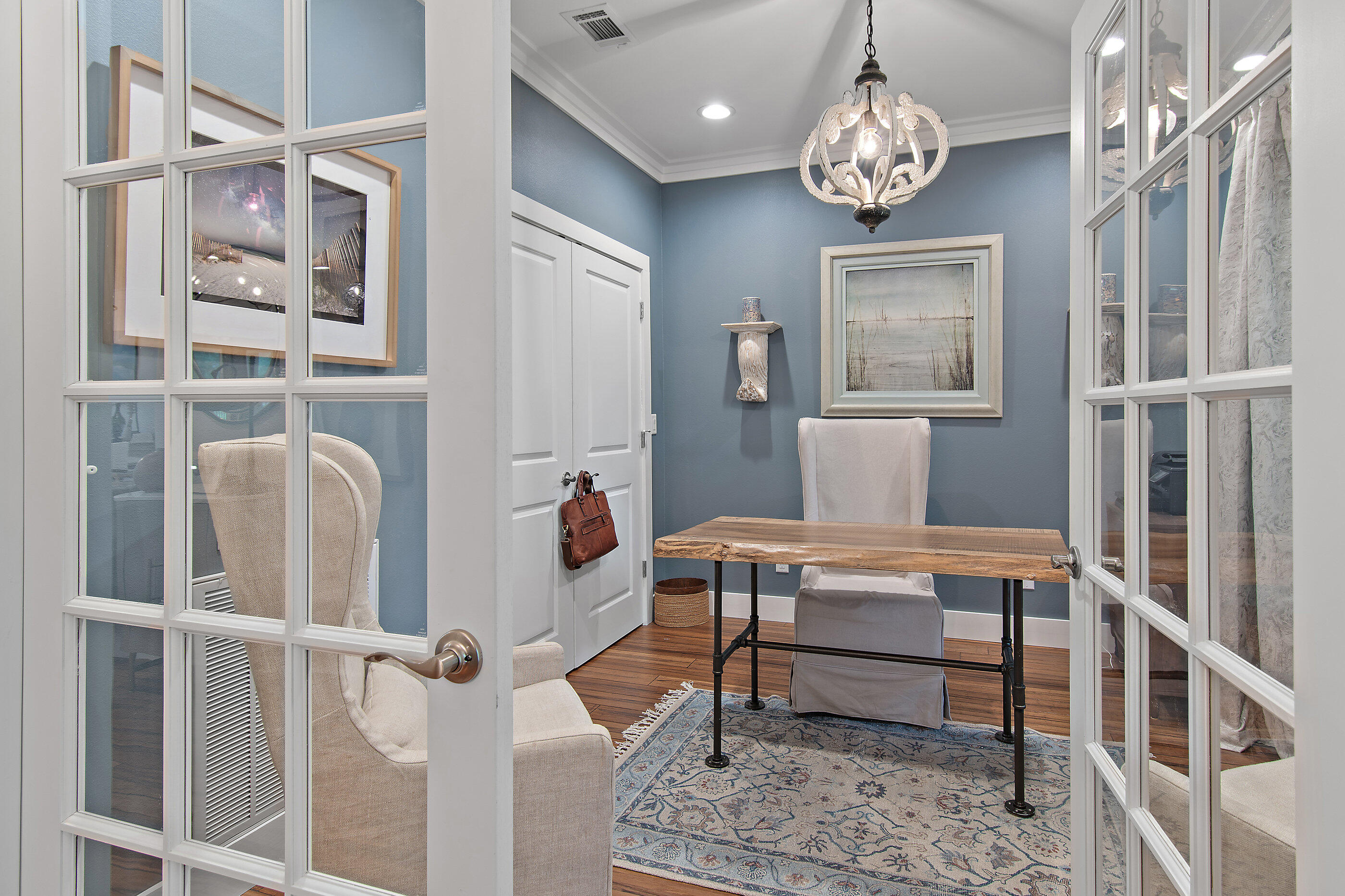 BAY GROVE - Residential