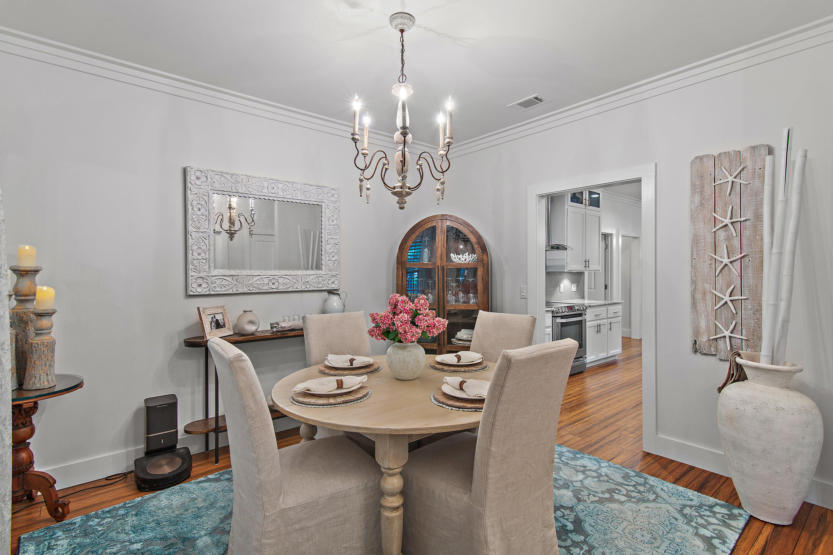 BAY GROVE - Residential