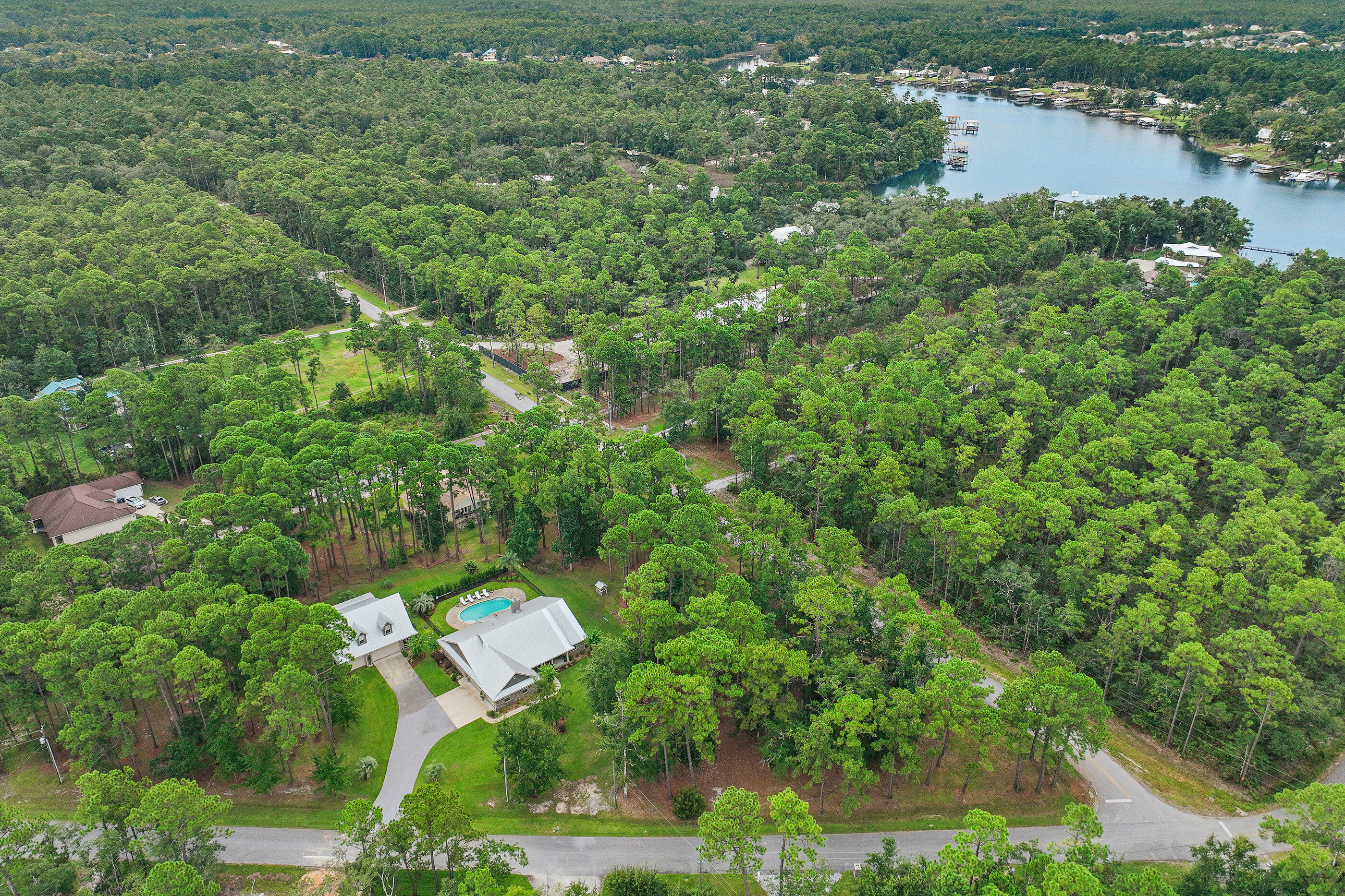 BAY GROVE - Residential