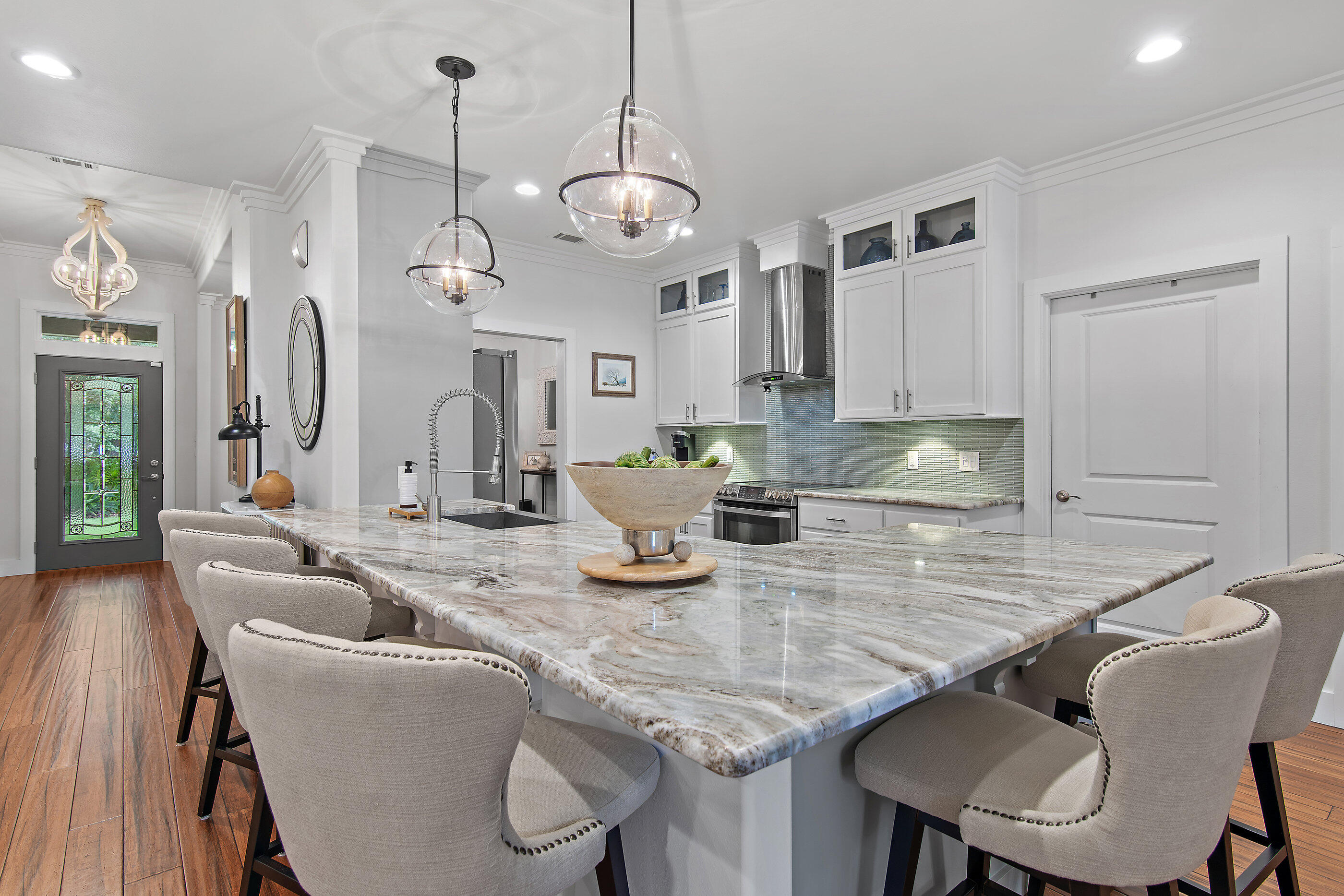 BAY GROVE - Residential