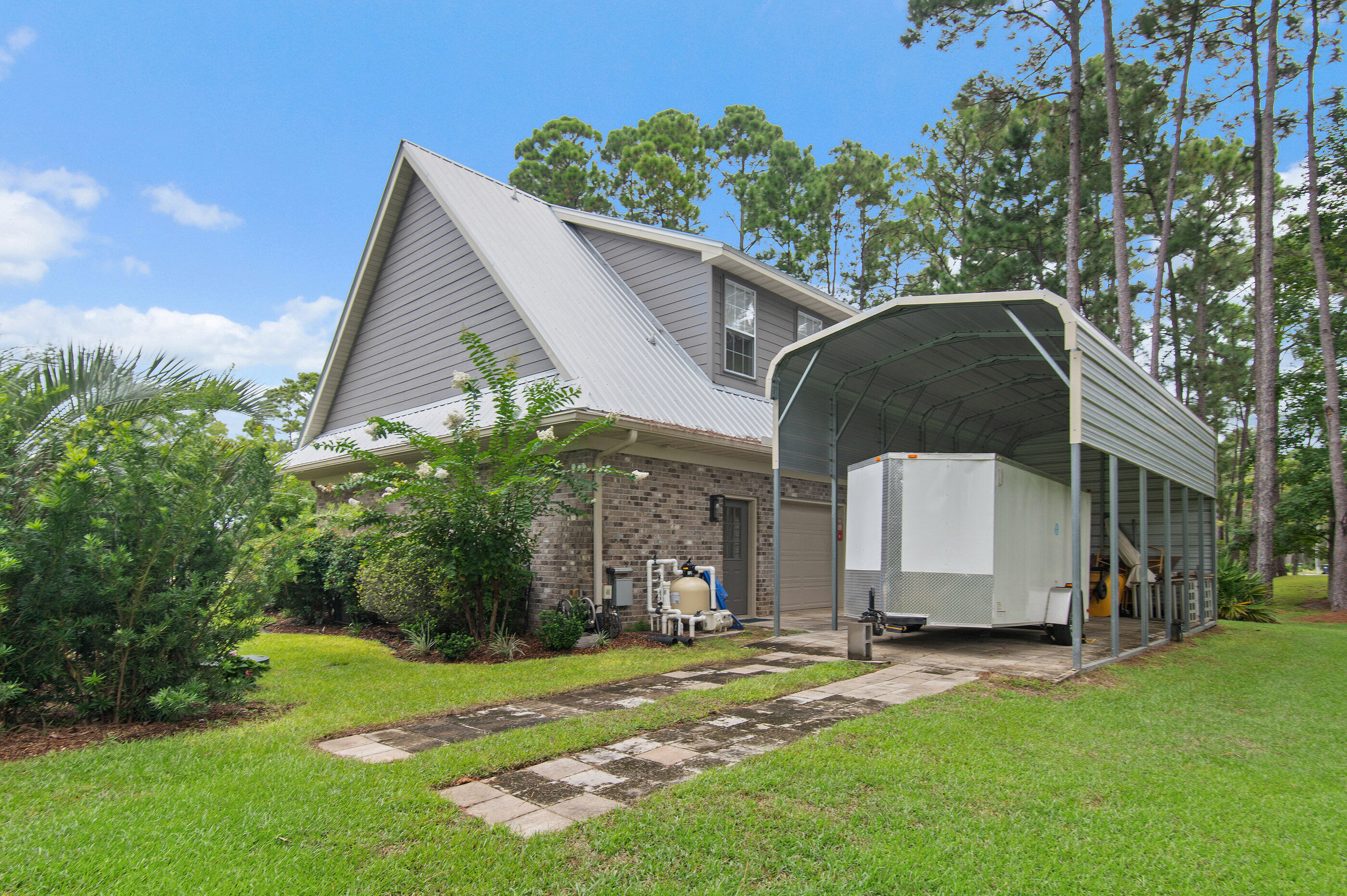 BAY GROVE - Residential