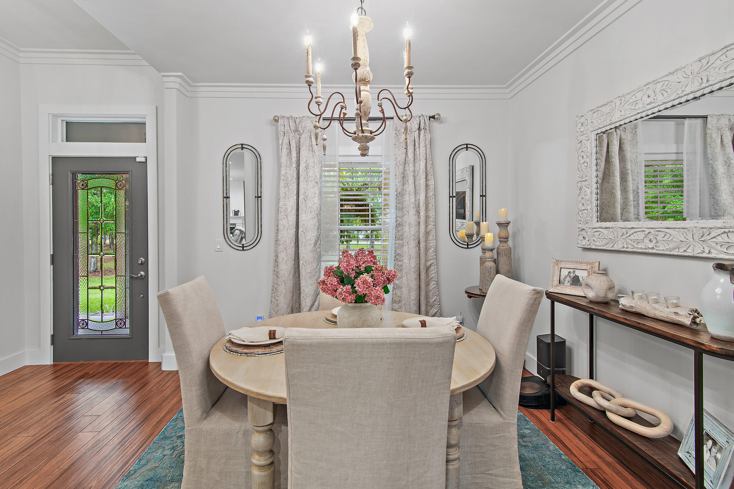 BAY GROVE - Residential